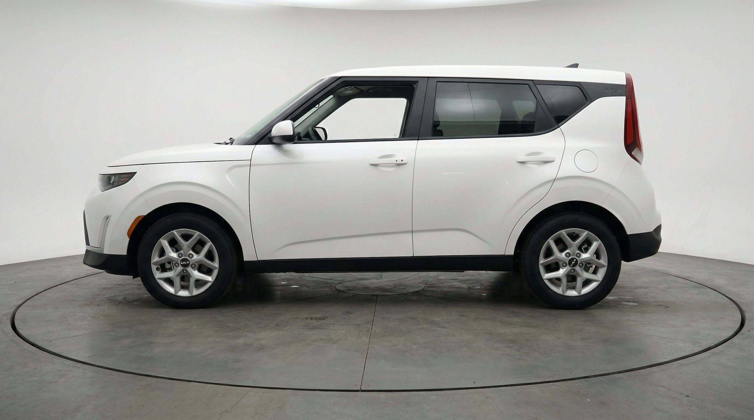 Thumbnail: 2025 Kia Soul - 5