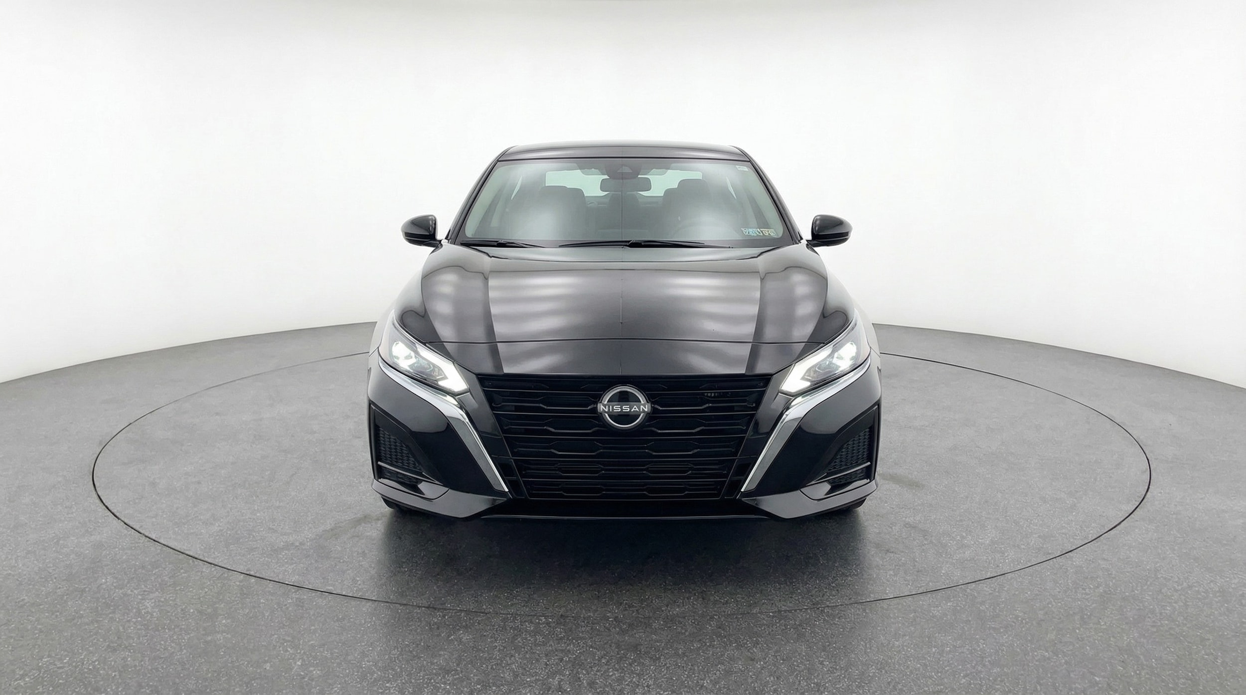 Thumbnail: 2025 Nissan Altima - 2