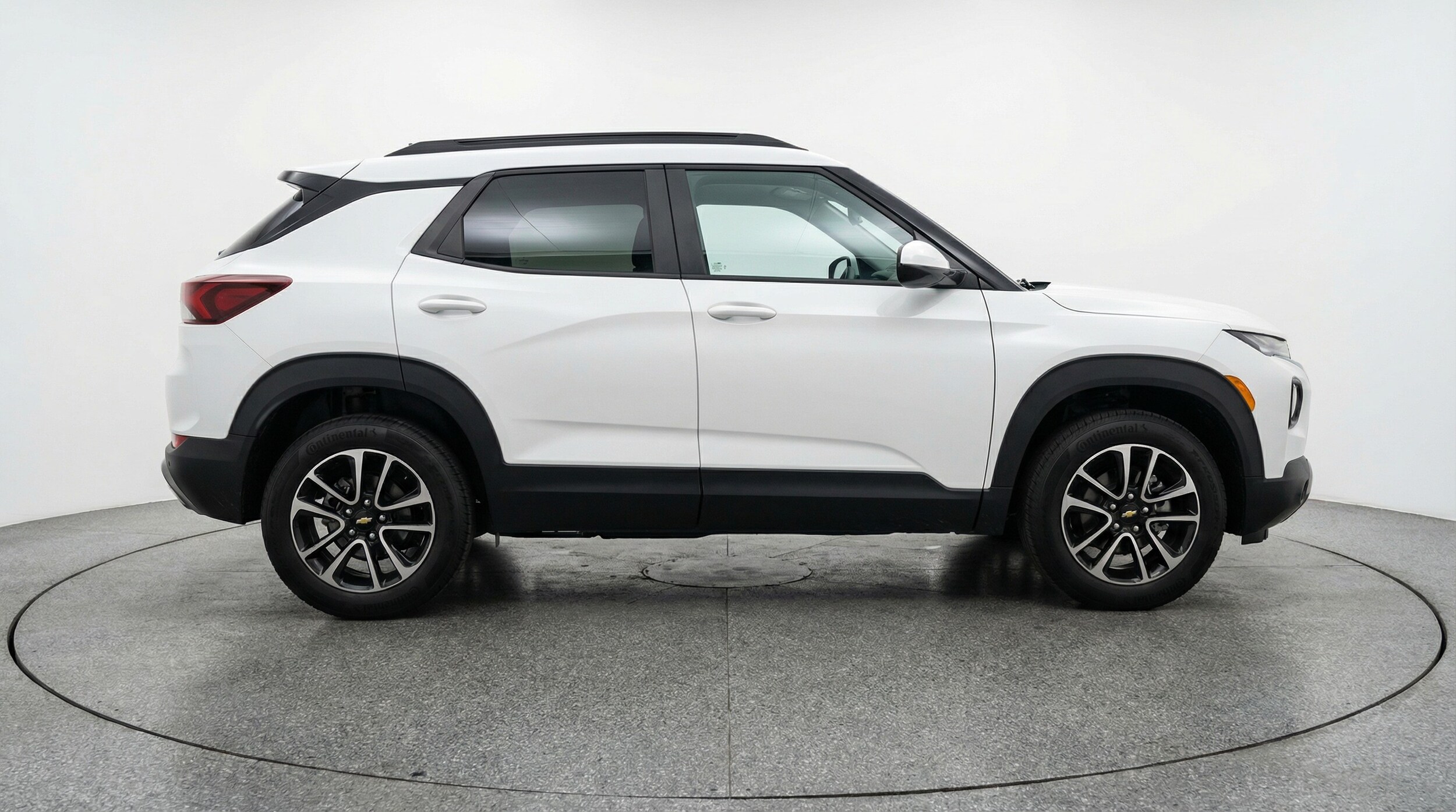 Thumbnail: 2025 Chevrolet TrailBlazer - 8