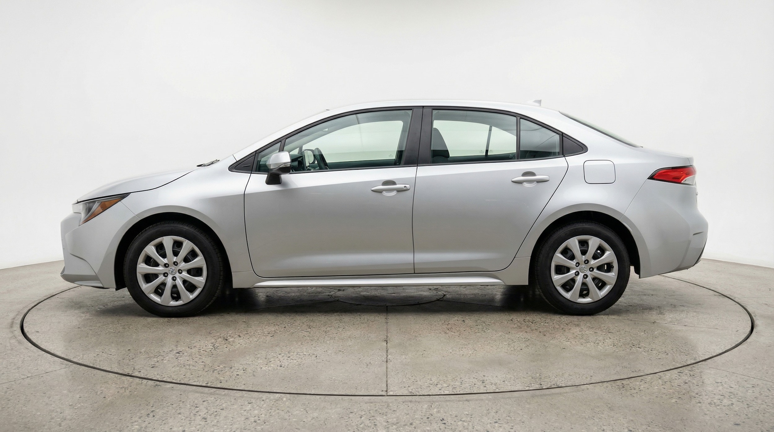 Thumbnail: 2025 Toyota Corolla - 4
