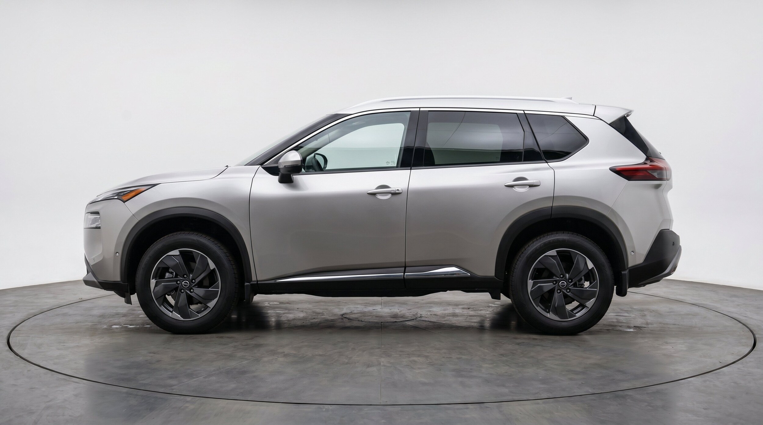 Thumbnail: 2025 Nissan Rogue - 5