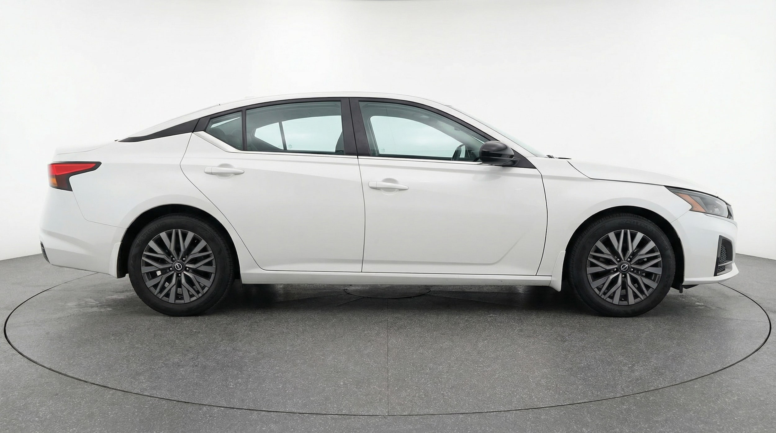 Thumbnail: 2025 Nissan Altima - 8