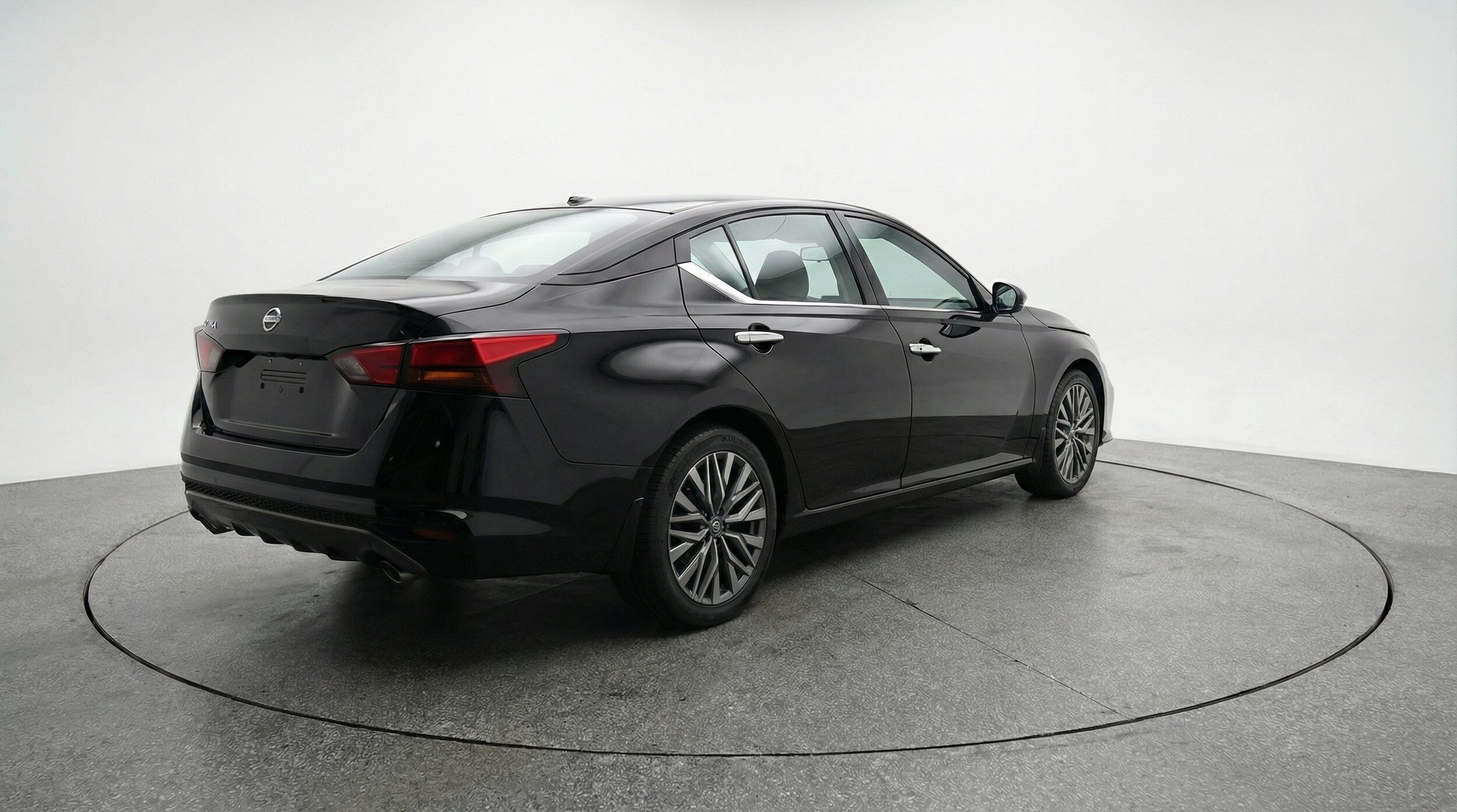 Thumbnail: 2025 Nissan Altima - 7