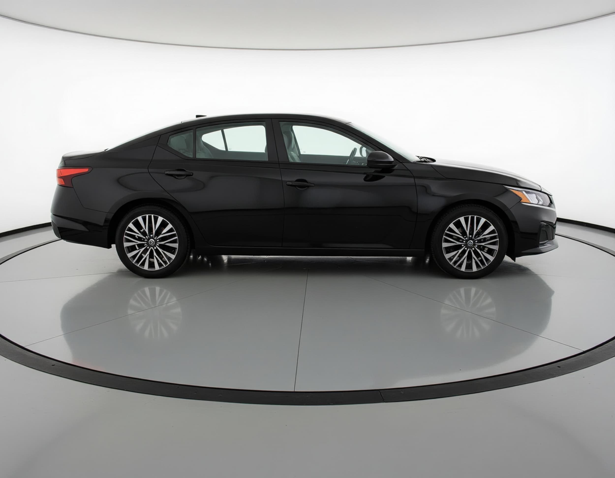 Thumbnail: 2025 Nissan Altima - 8