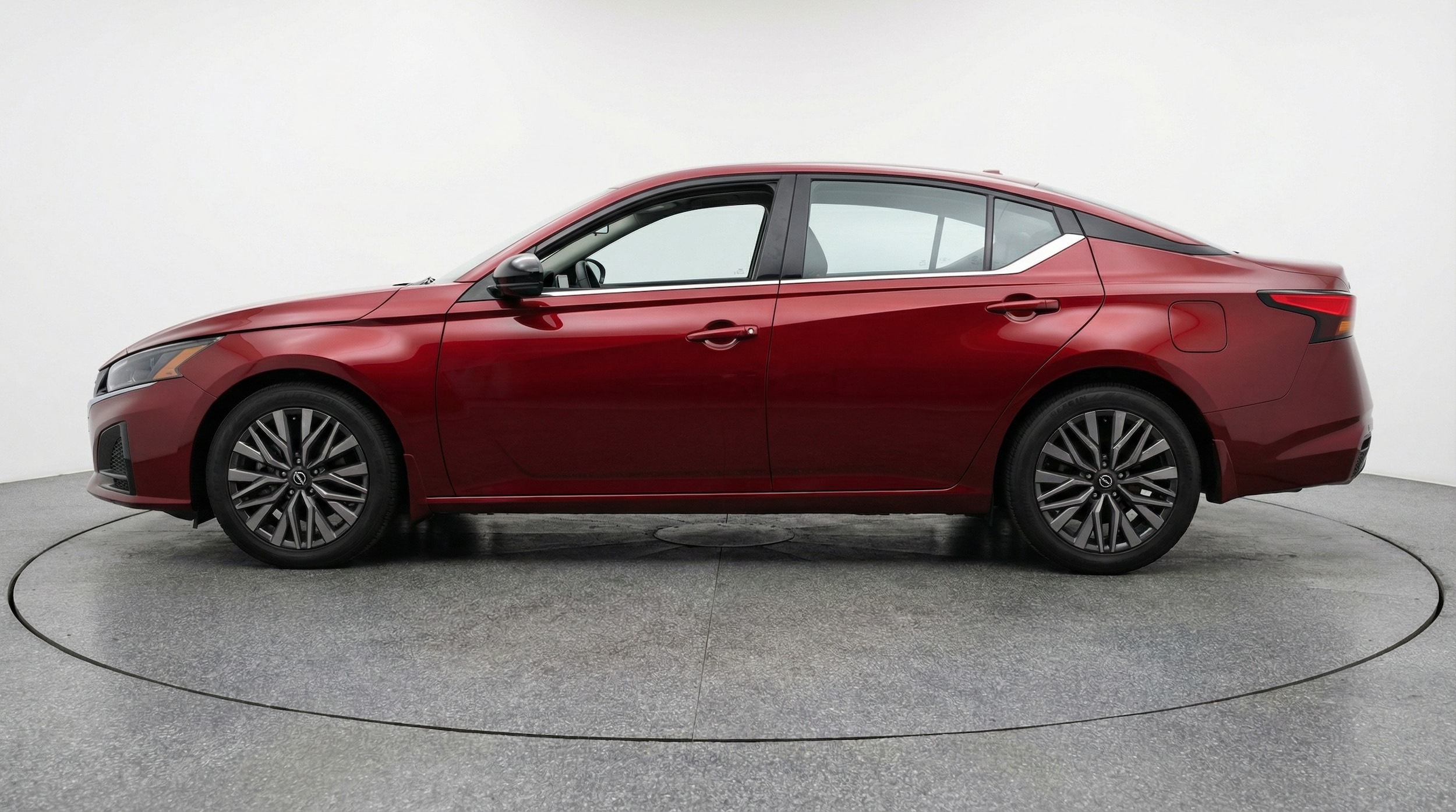 Thumbnail: 2025 Nissan Altima - 4