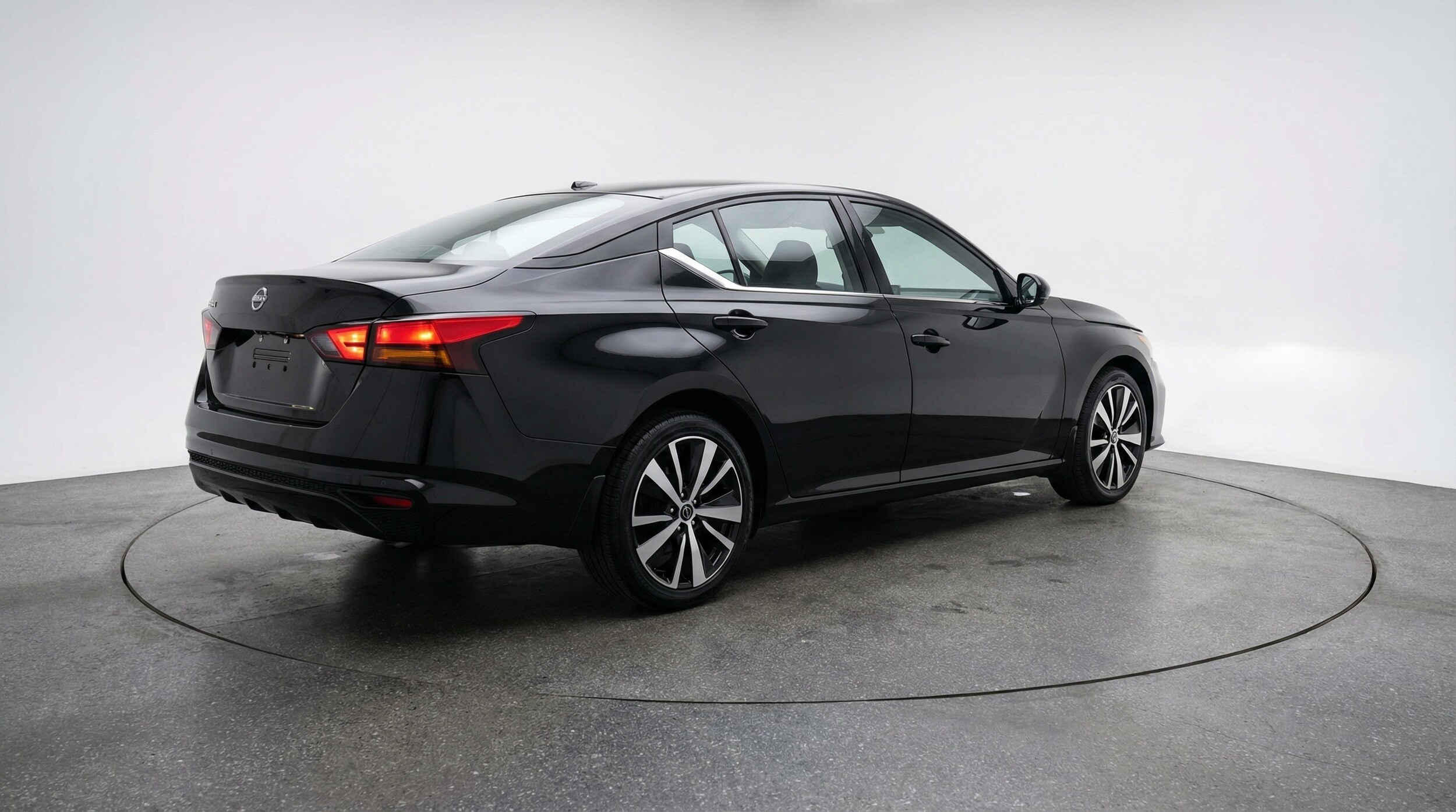 Thumbnail: 2025 Nissan Altima - 7