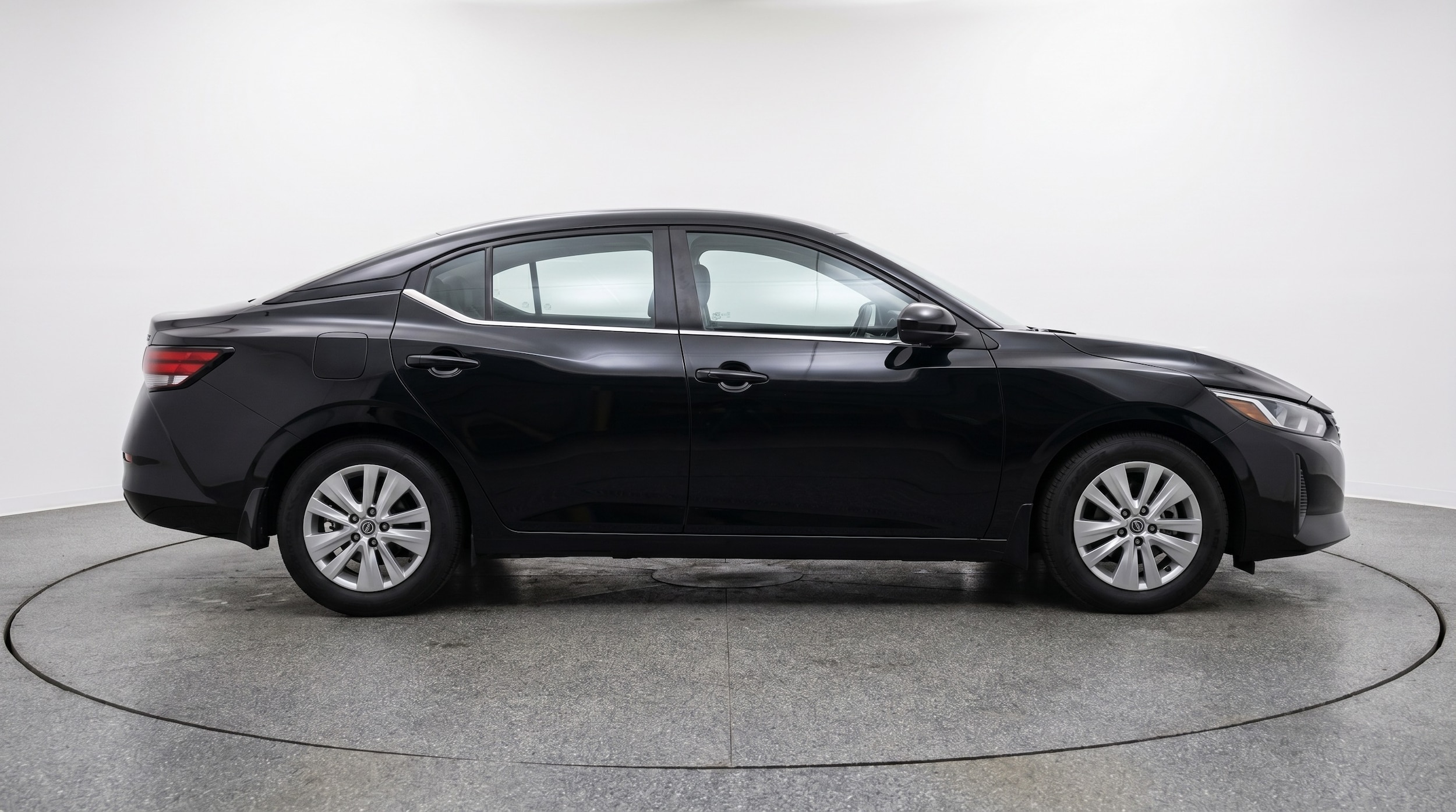 Thumbnail: 2025 Nissan Sentra - 8