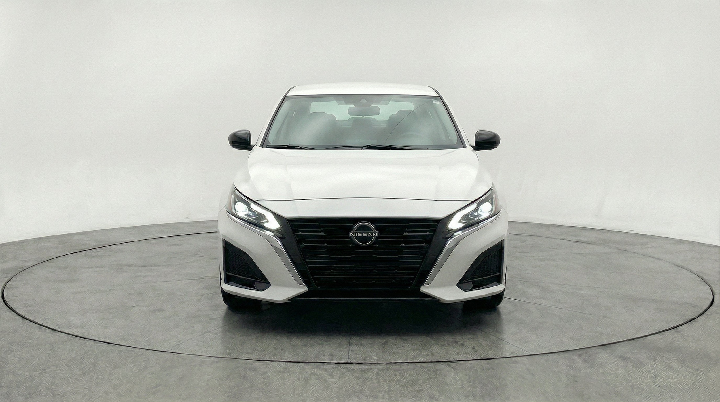 Thumbnail: 2025 Nissan Altima - 2