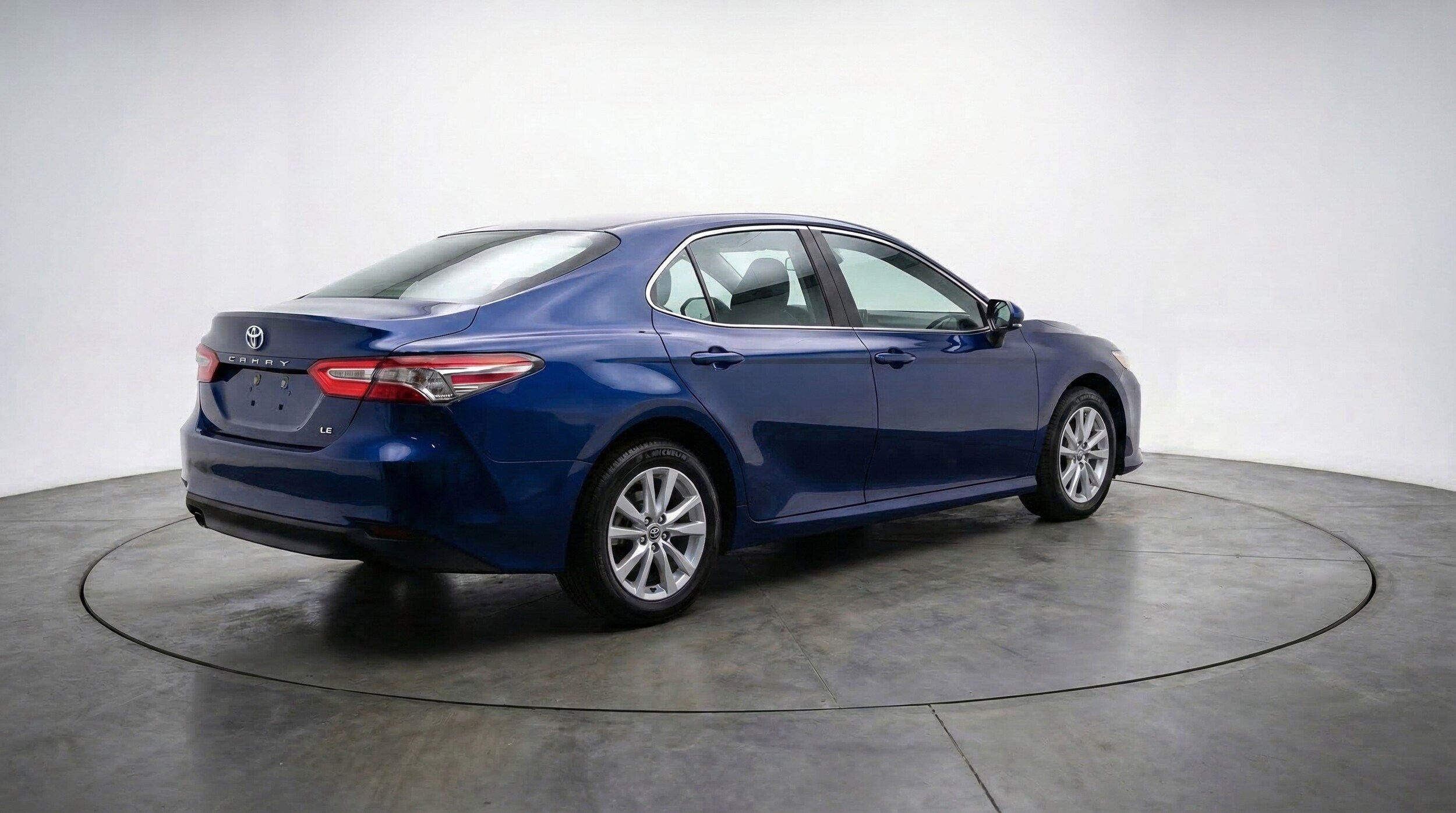 Thumbnail: 2025 Toyota Camry - 9