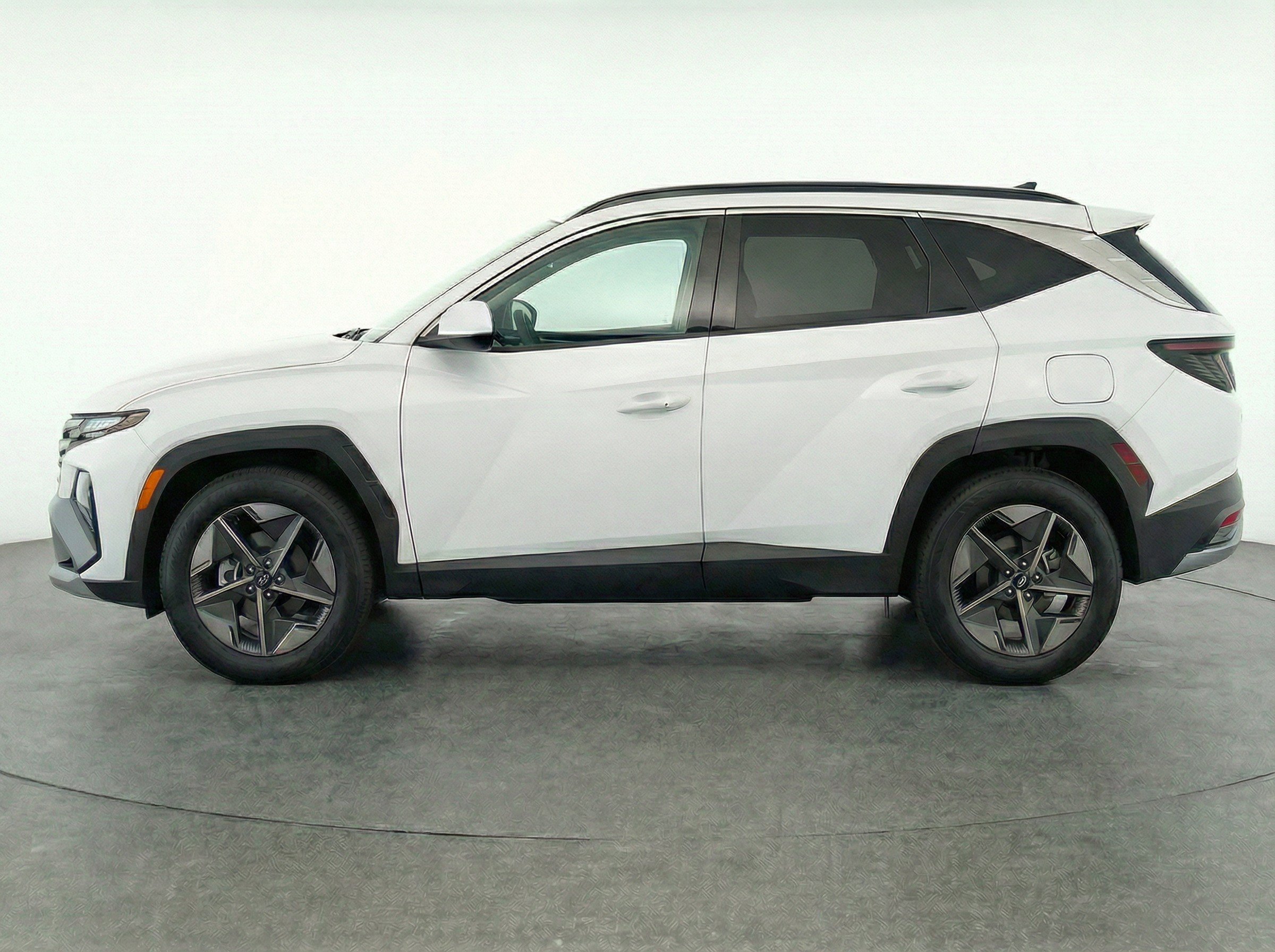 Thumbnail: 2025 Hyundai Tucson - 5