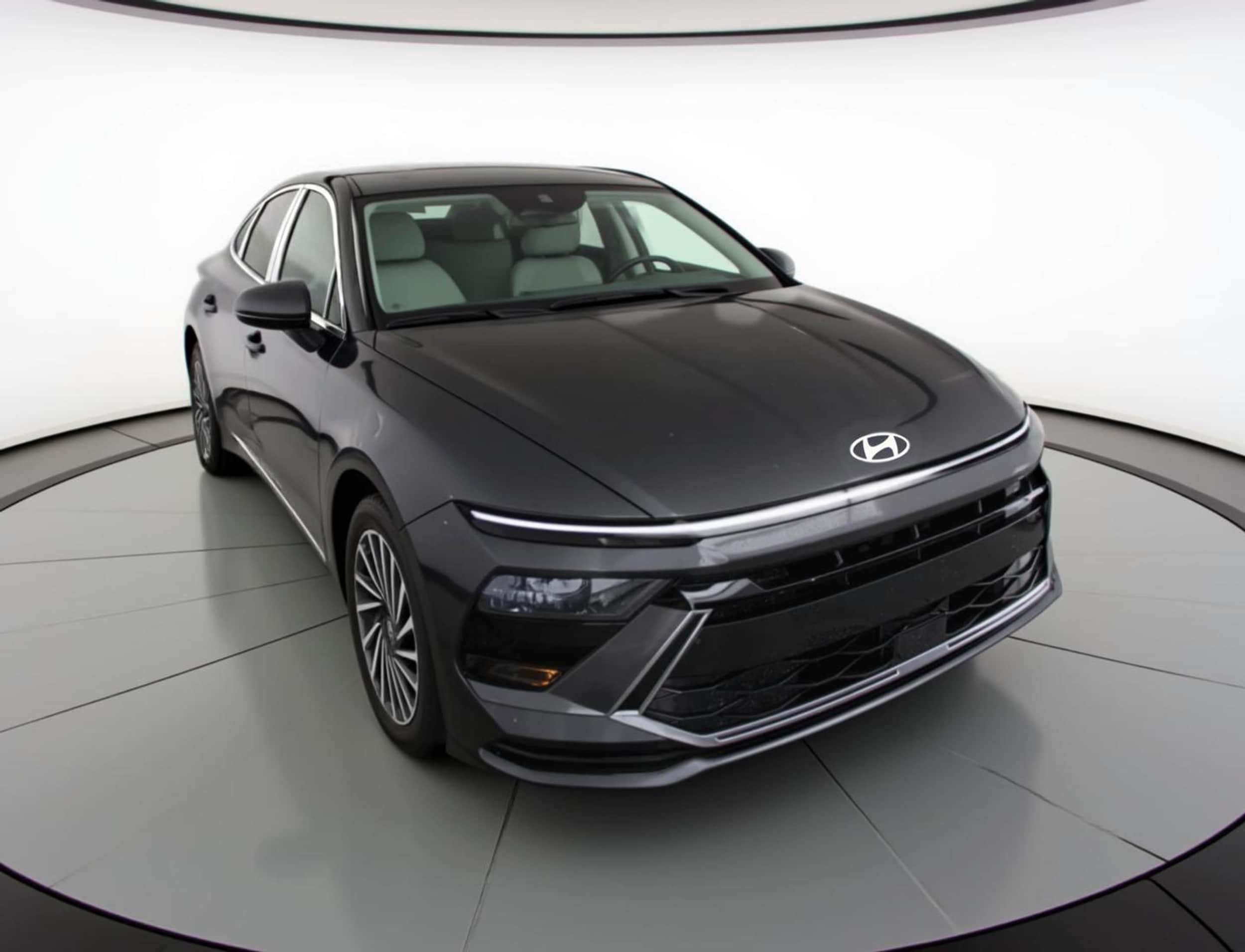 Thumbnail: 2025 Hyundai Sonata - 1