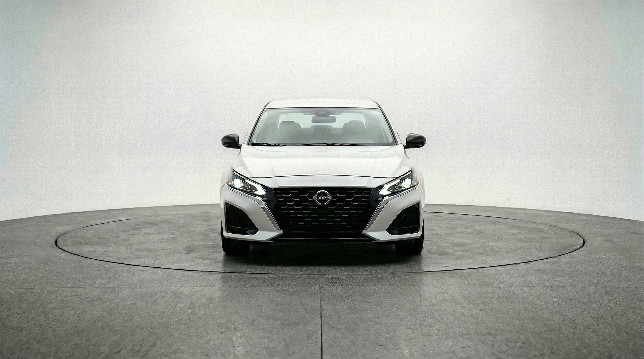 Thumbnail: 2025 Nissan Altima - 2