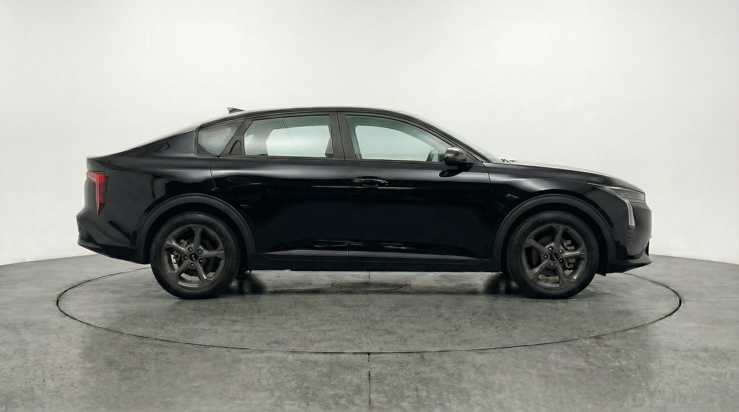 Thumbnail: 2025 Kia K4 - 8