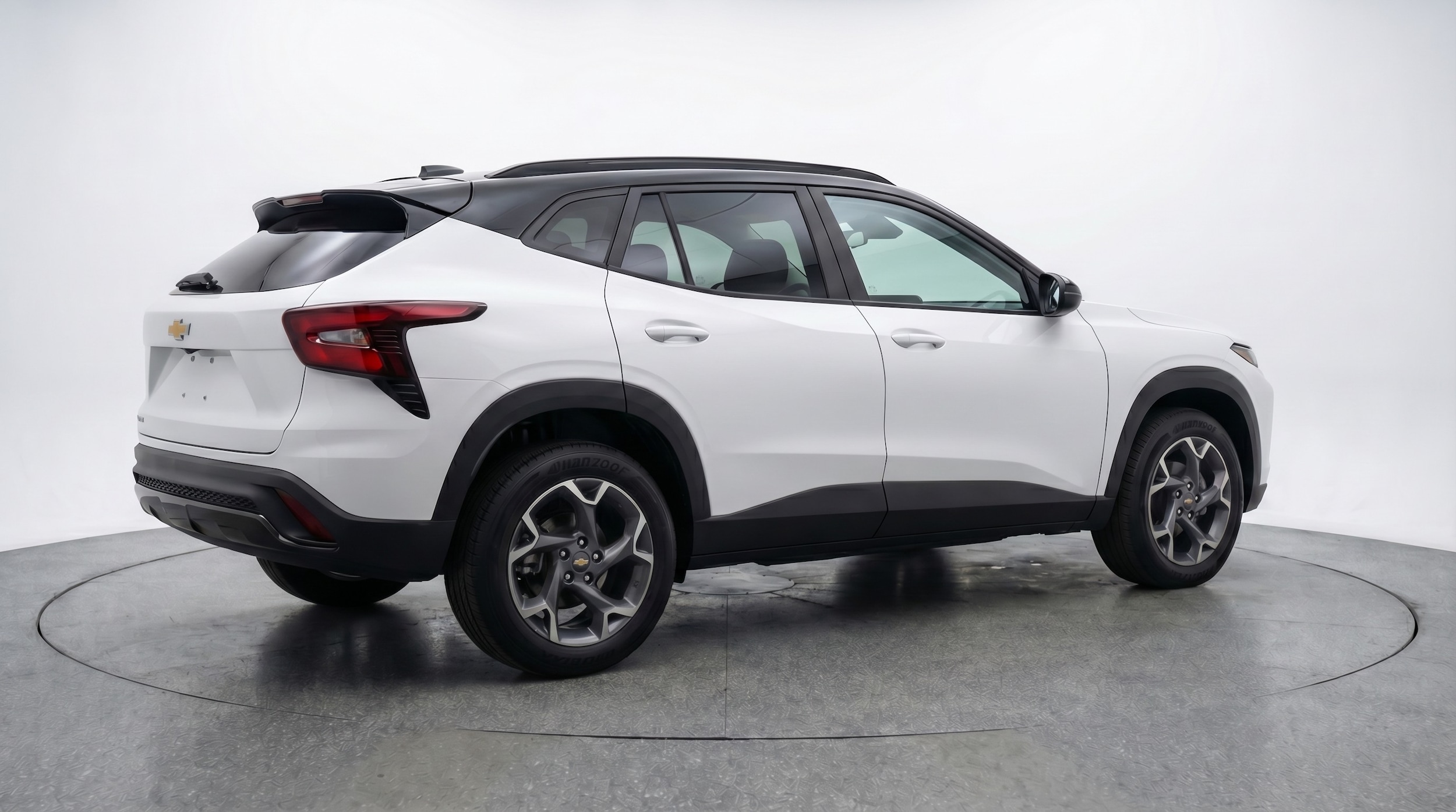 Thumbnail: 2025 Chevrolet Trax - 7