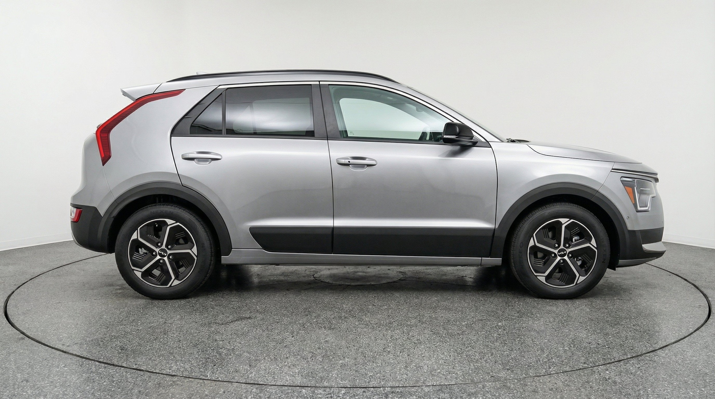 Thumbnail: 2026 Kia Niro - 11