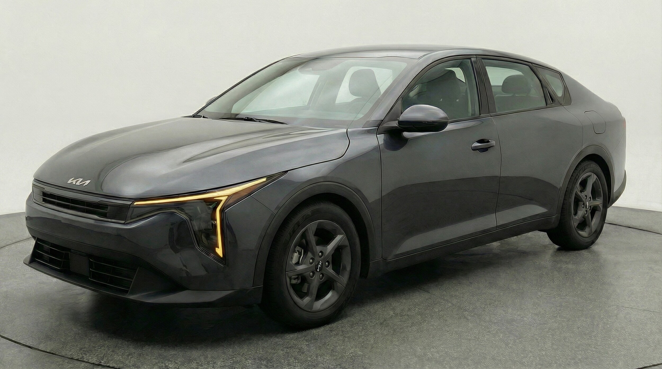 Thumbnail: 2025 Kia K4 - 3