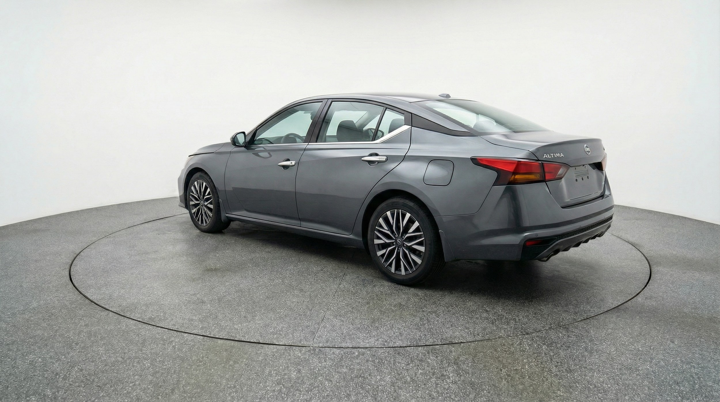 Thumbnail: 2025 Nissan Altima - 5