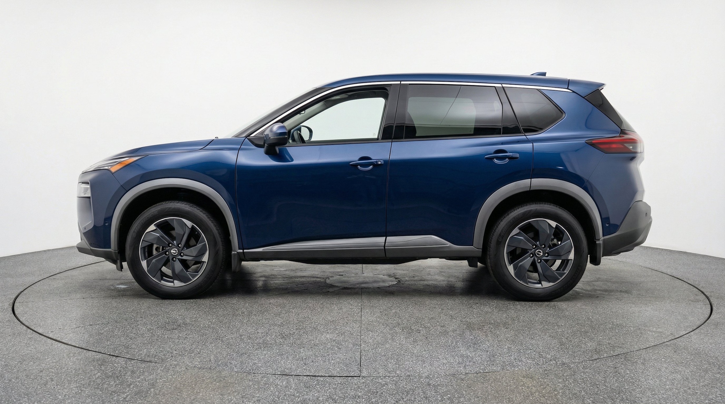 Thumbnail: 2025 Nissan Rogue - 5