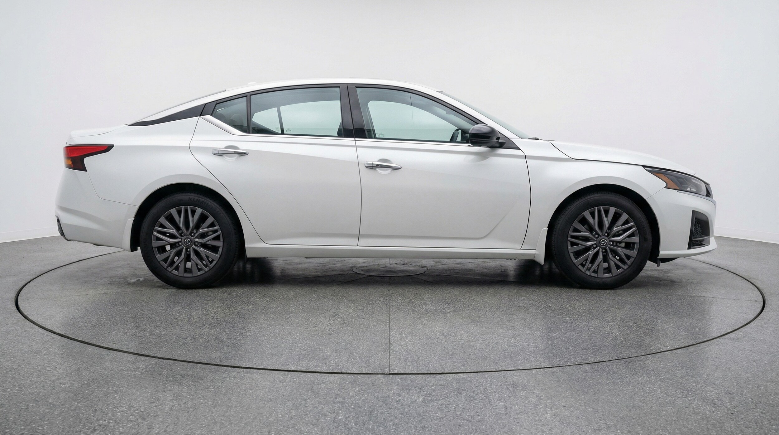 Thumbnail: 2025 Nissan Altima - 8