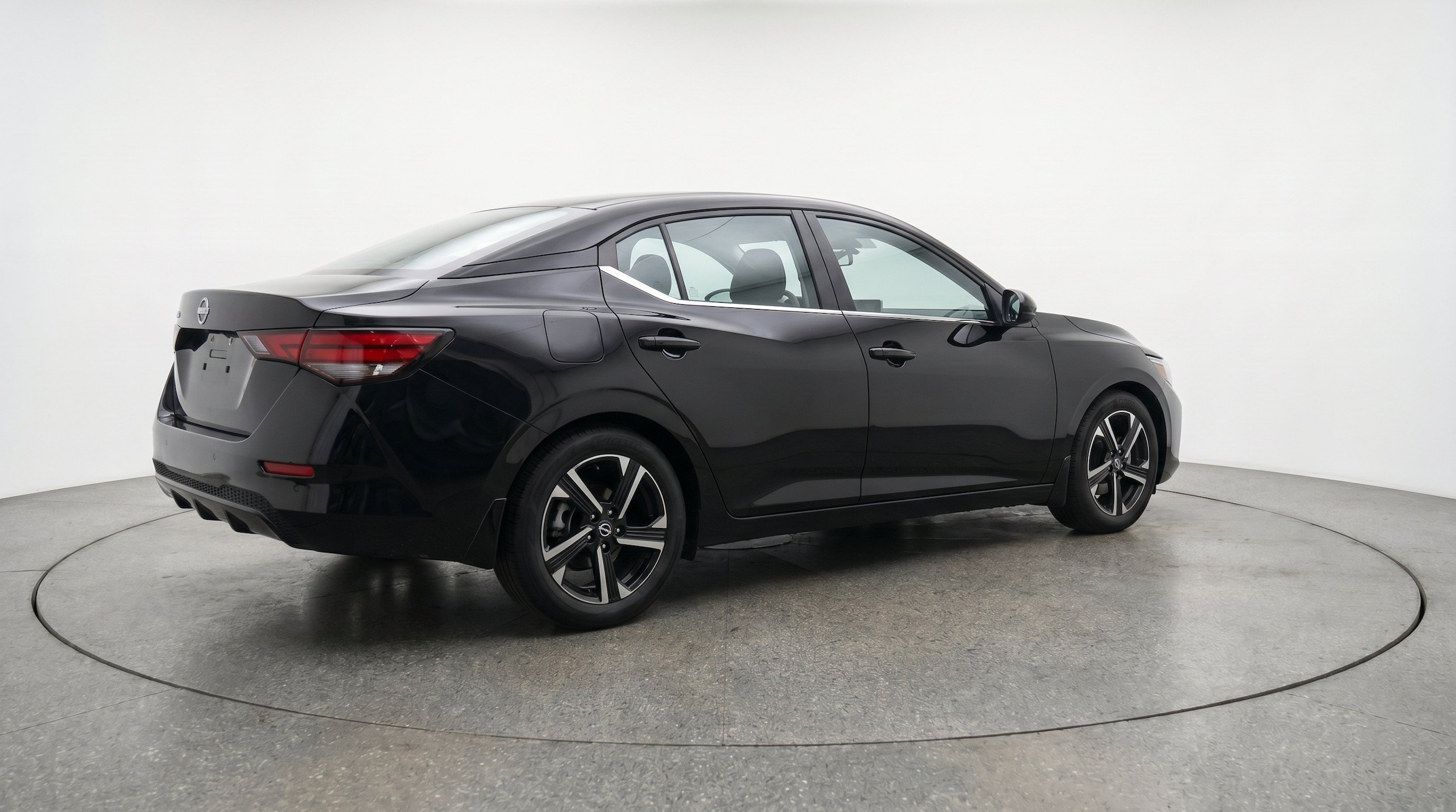 Thumbnail: 2025 Nissan Sentra - 9