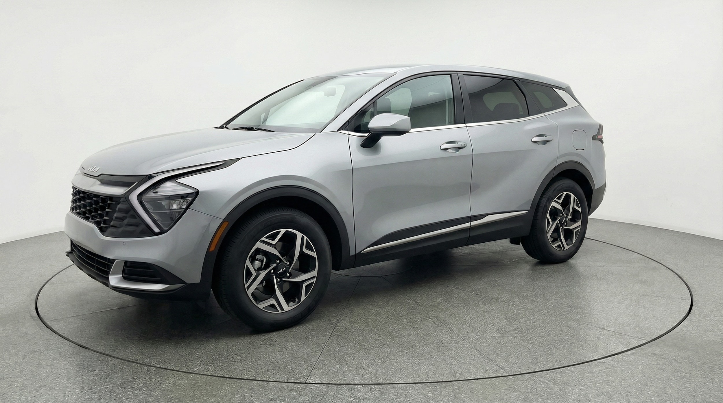 Thumbnail: 2025 Kia Sportage - 3