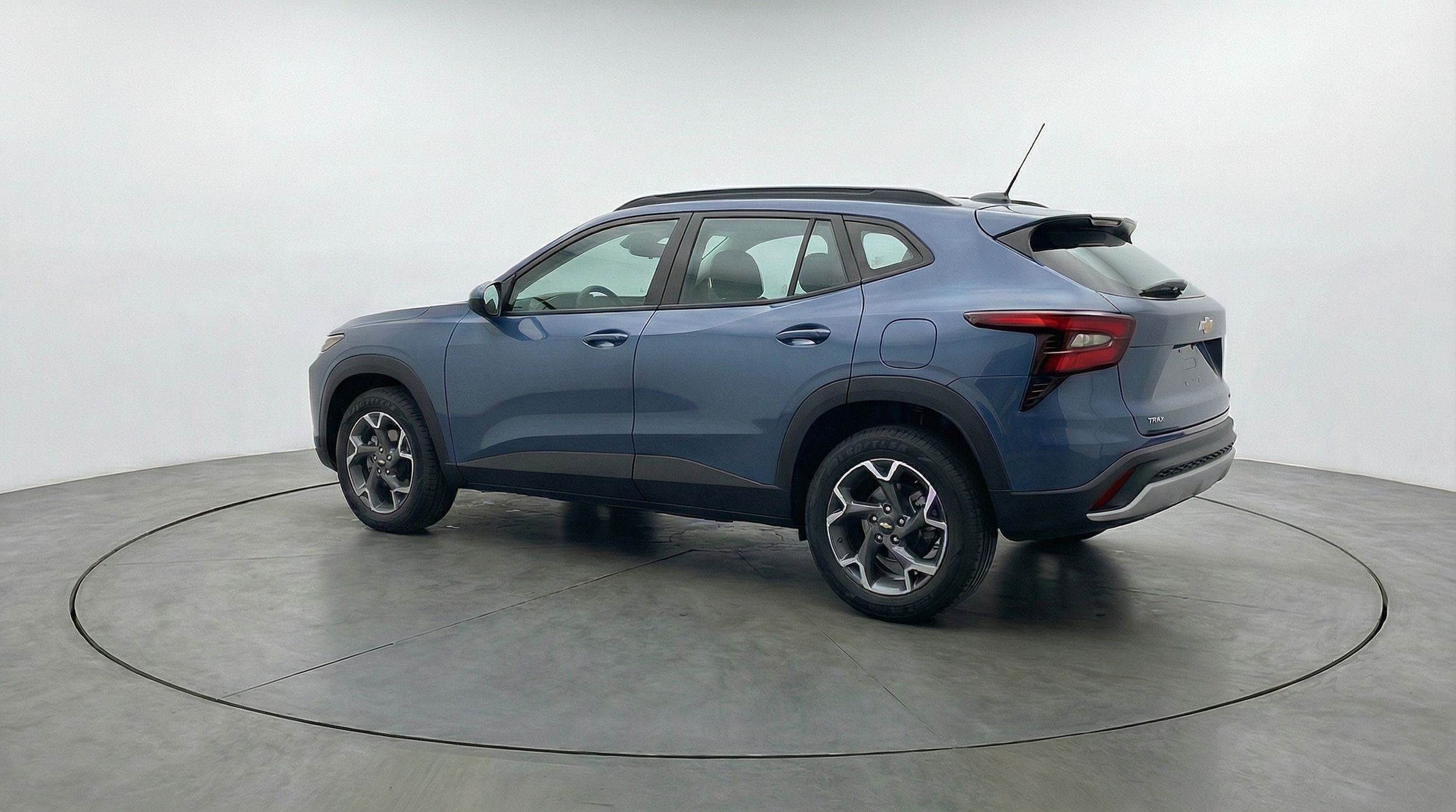 Thumbnail: 2025 Chevrolet Trax - 5