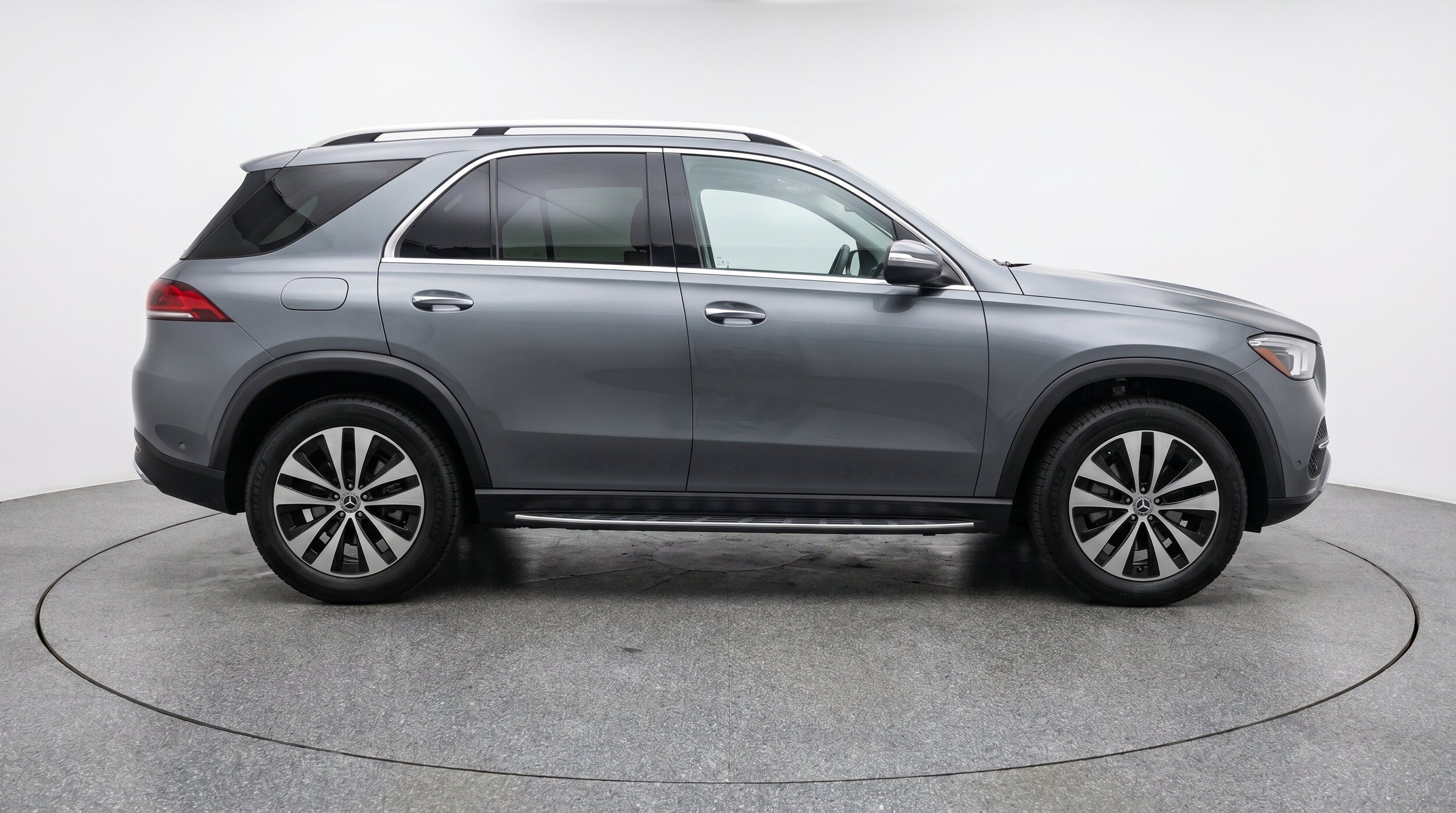 Thumbnail: 2026 Mercedes-Benz GLE - 10