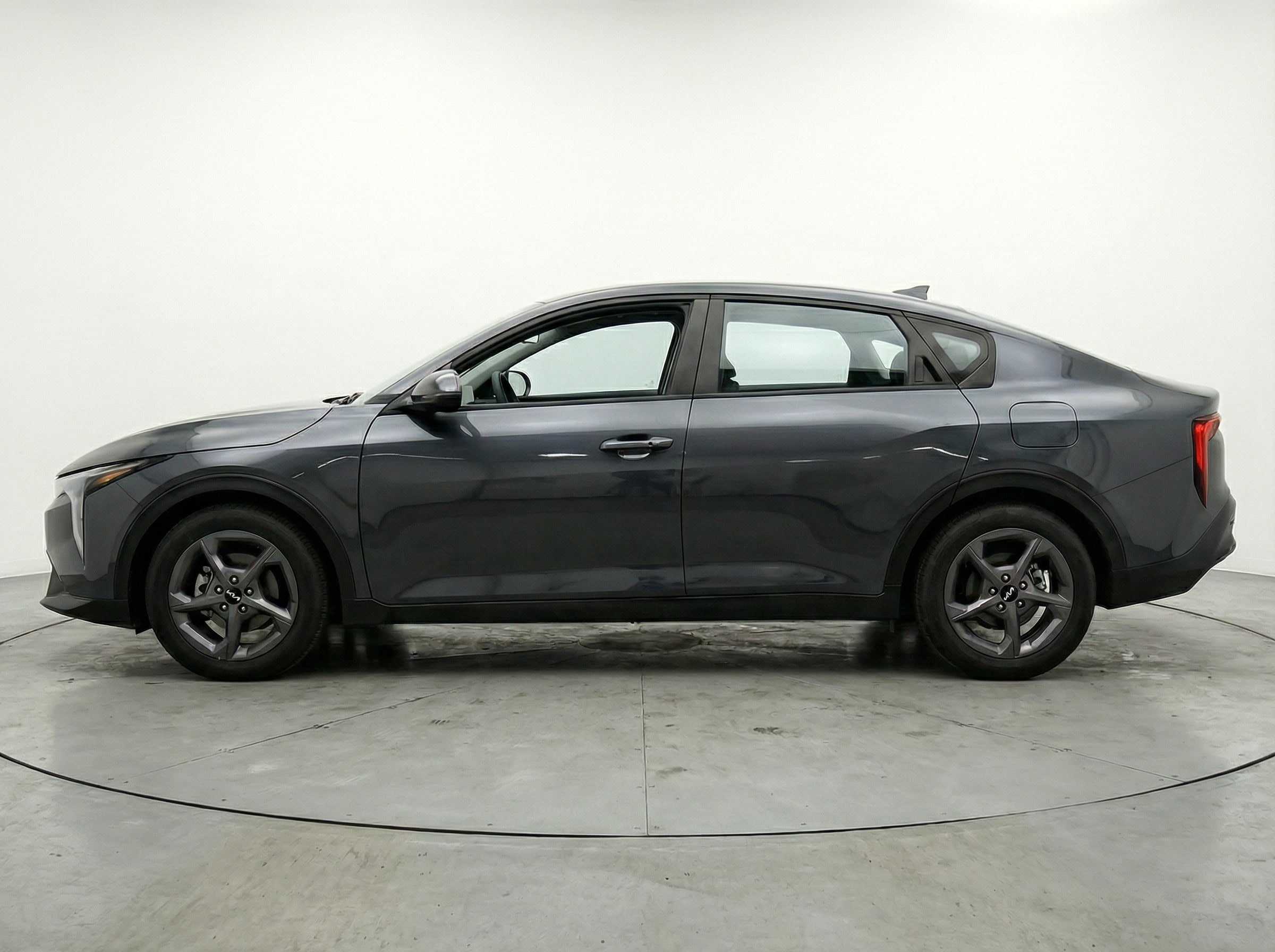 Thumbnail: 2025 Kia K4 - 4