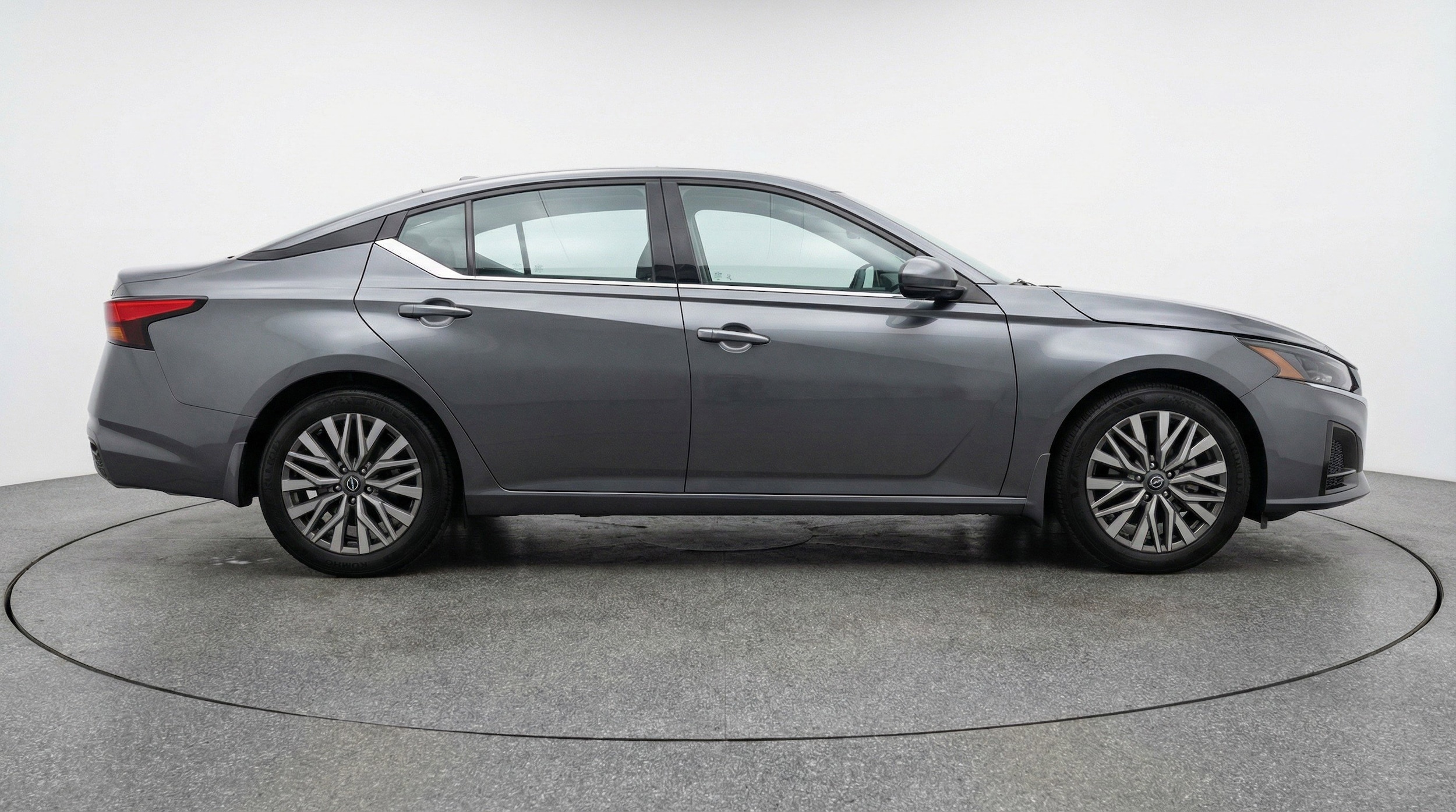 Thumbnail: 2025 Nissan Altima - 11