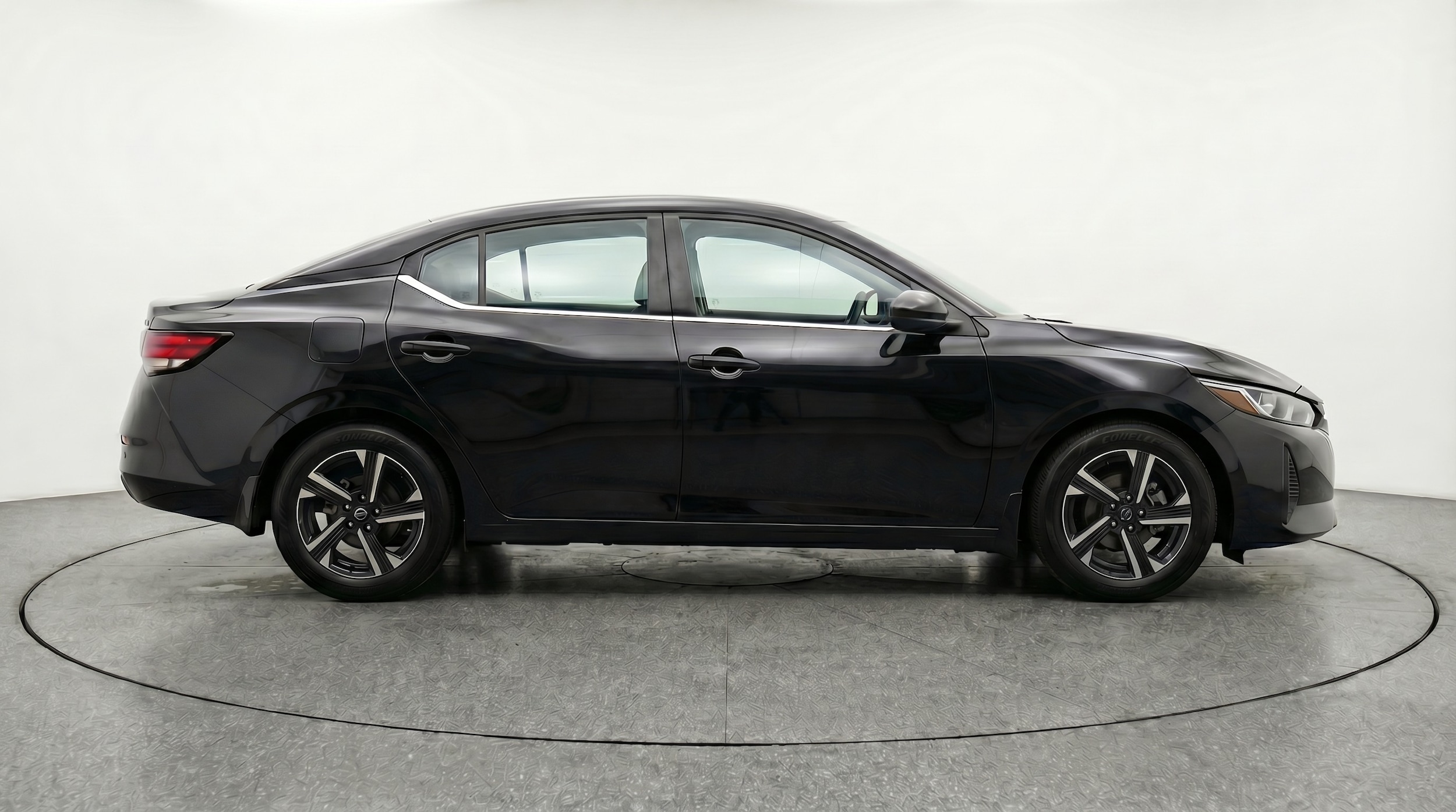 Thumbnail: 2025 Nissan Sentra - 8