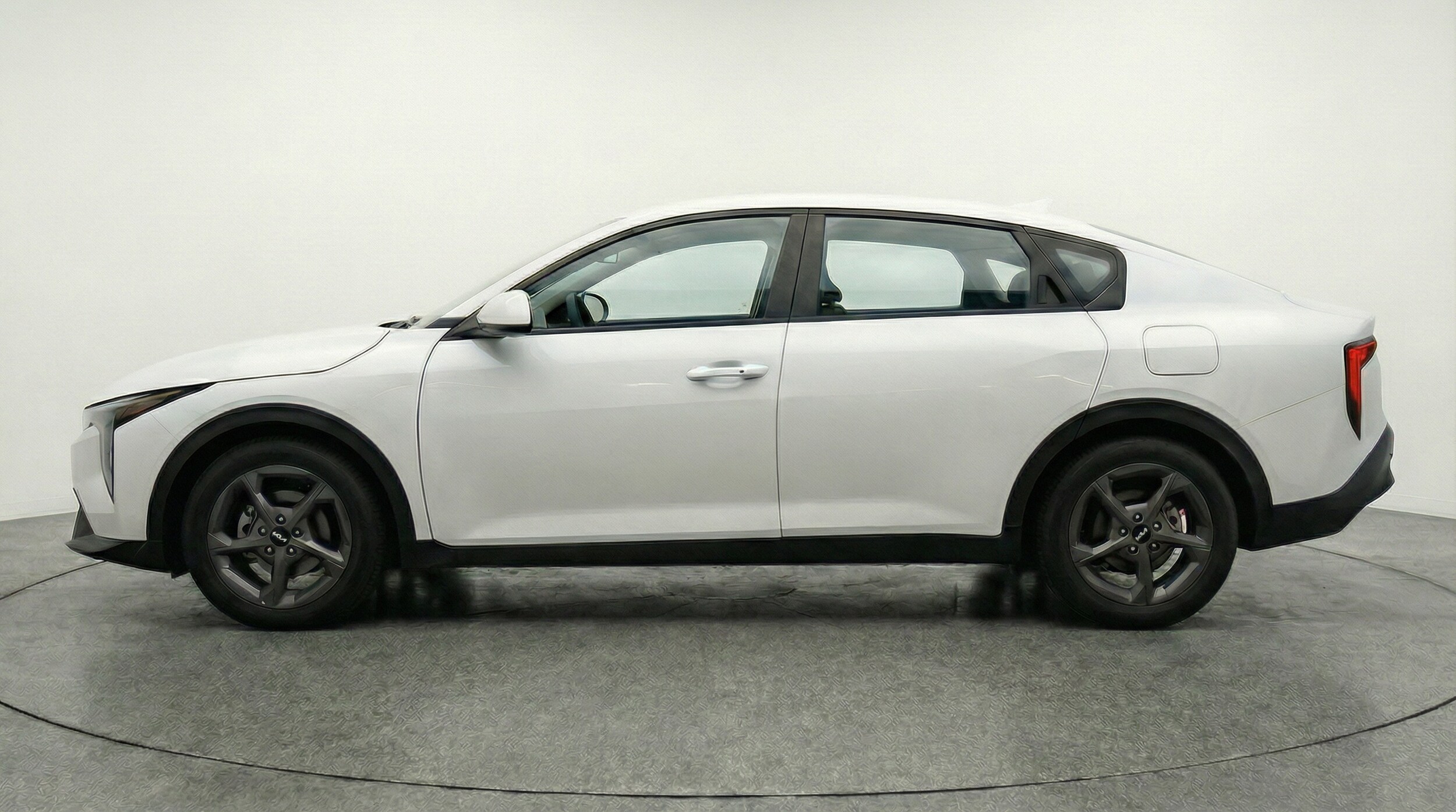 Thumbnail: 2025 Kia K4 - 4