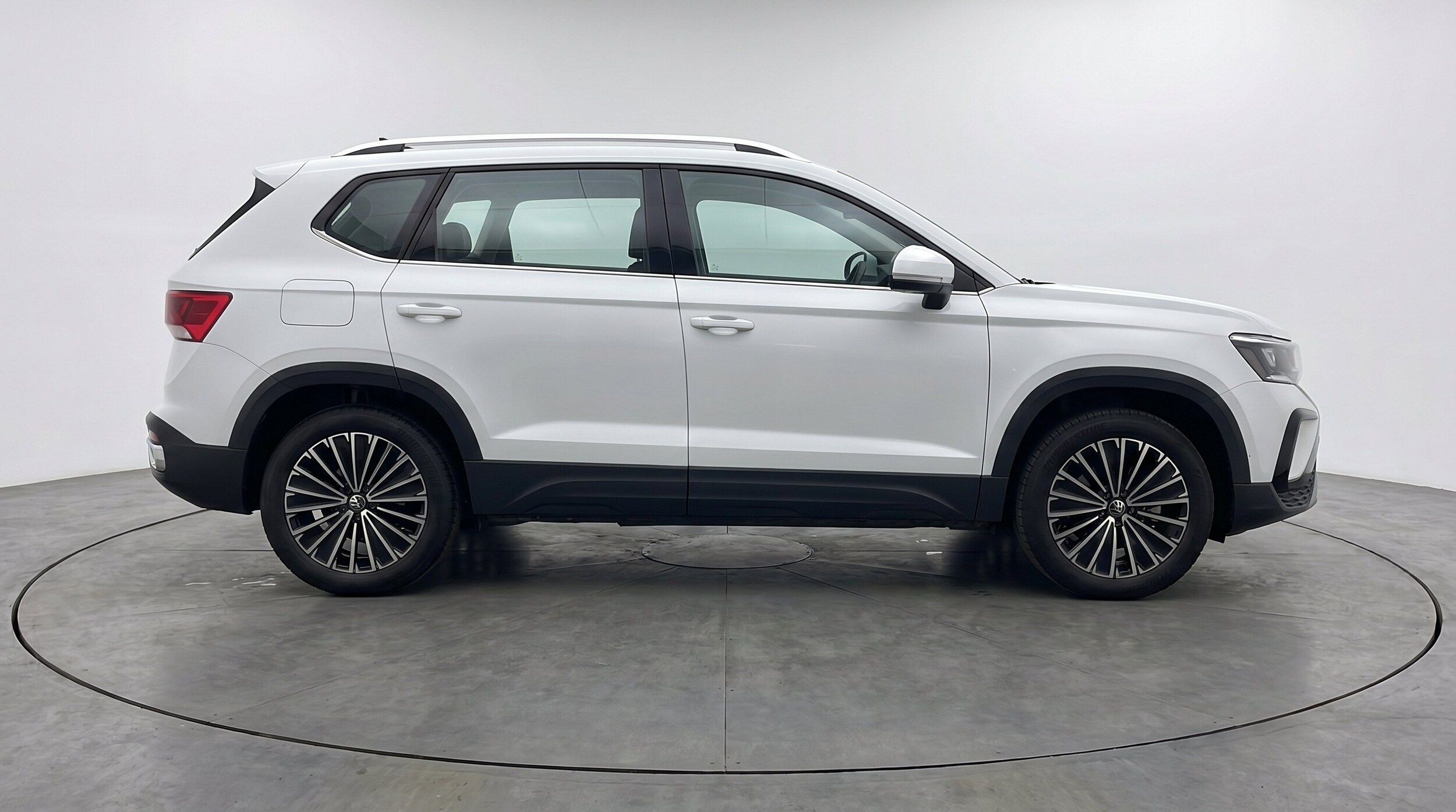 Thumbnail: 2026 Volkswagen Taos - 11