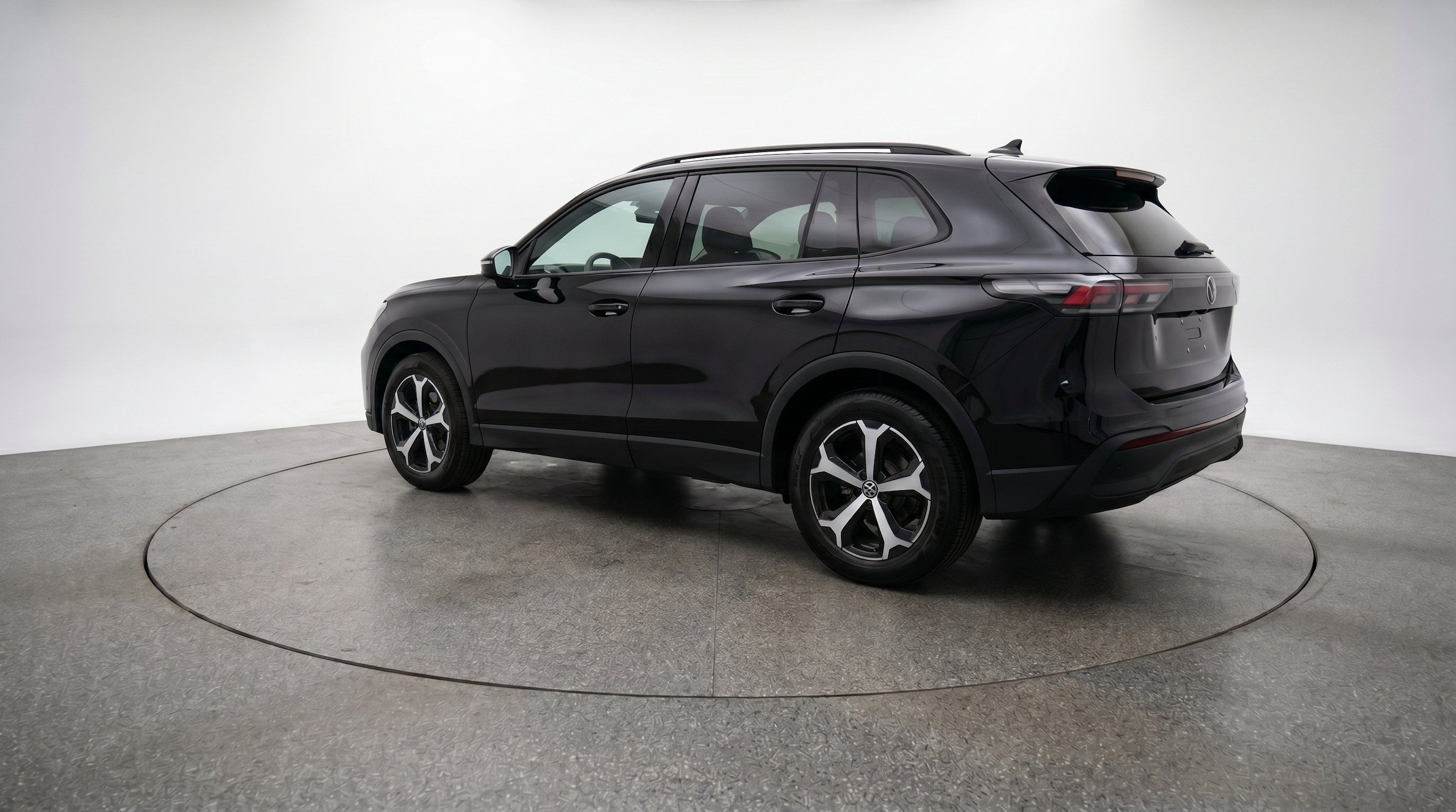 Thumbnail: 2026 Volkswagen Tiguan - 6