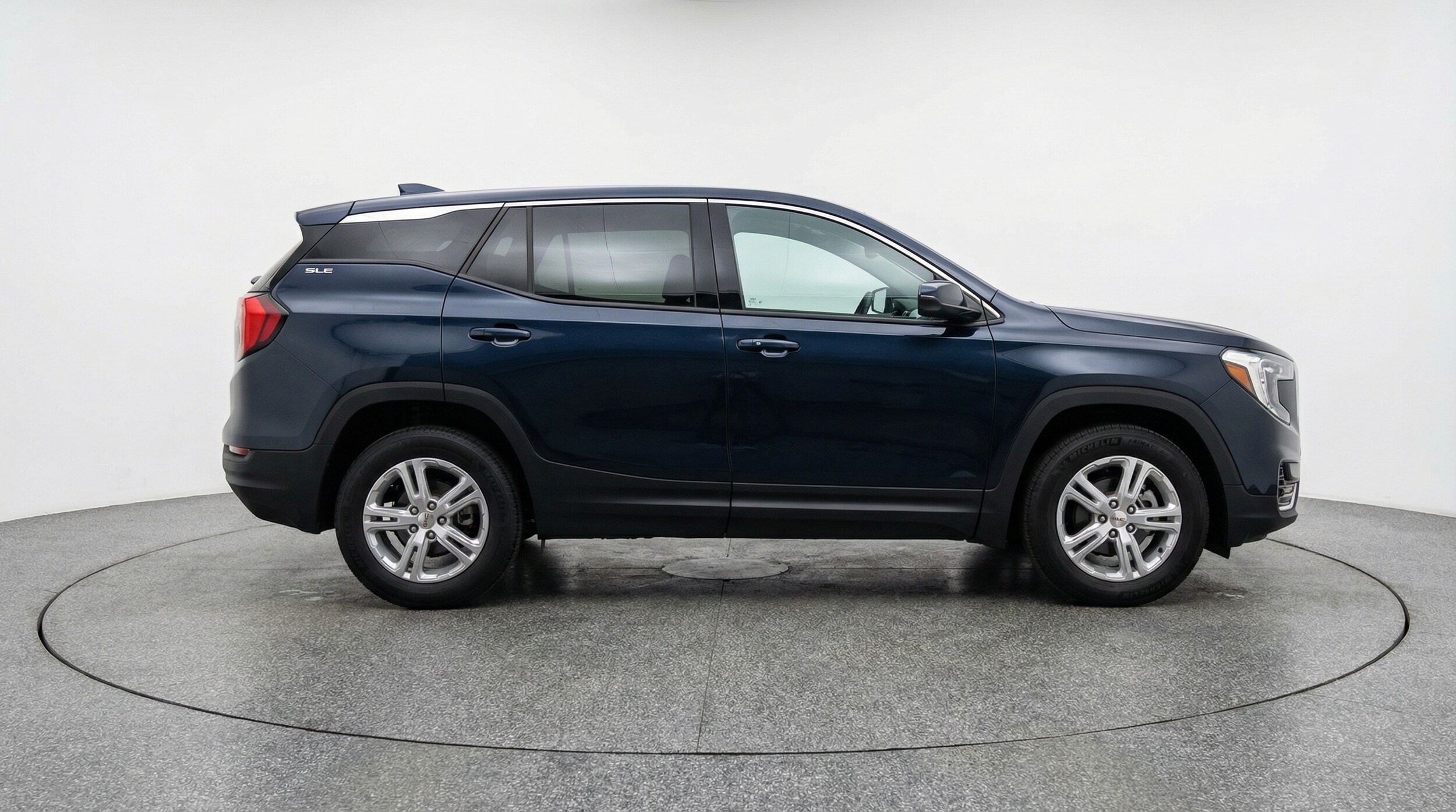 Thumbnail: 2024 GMC Terrain - 8