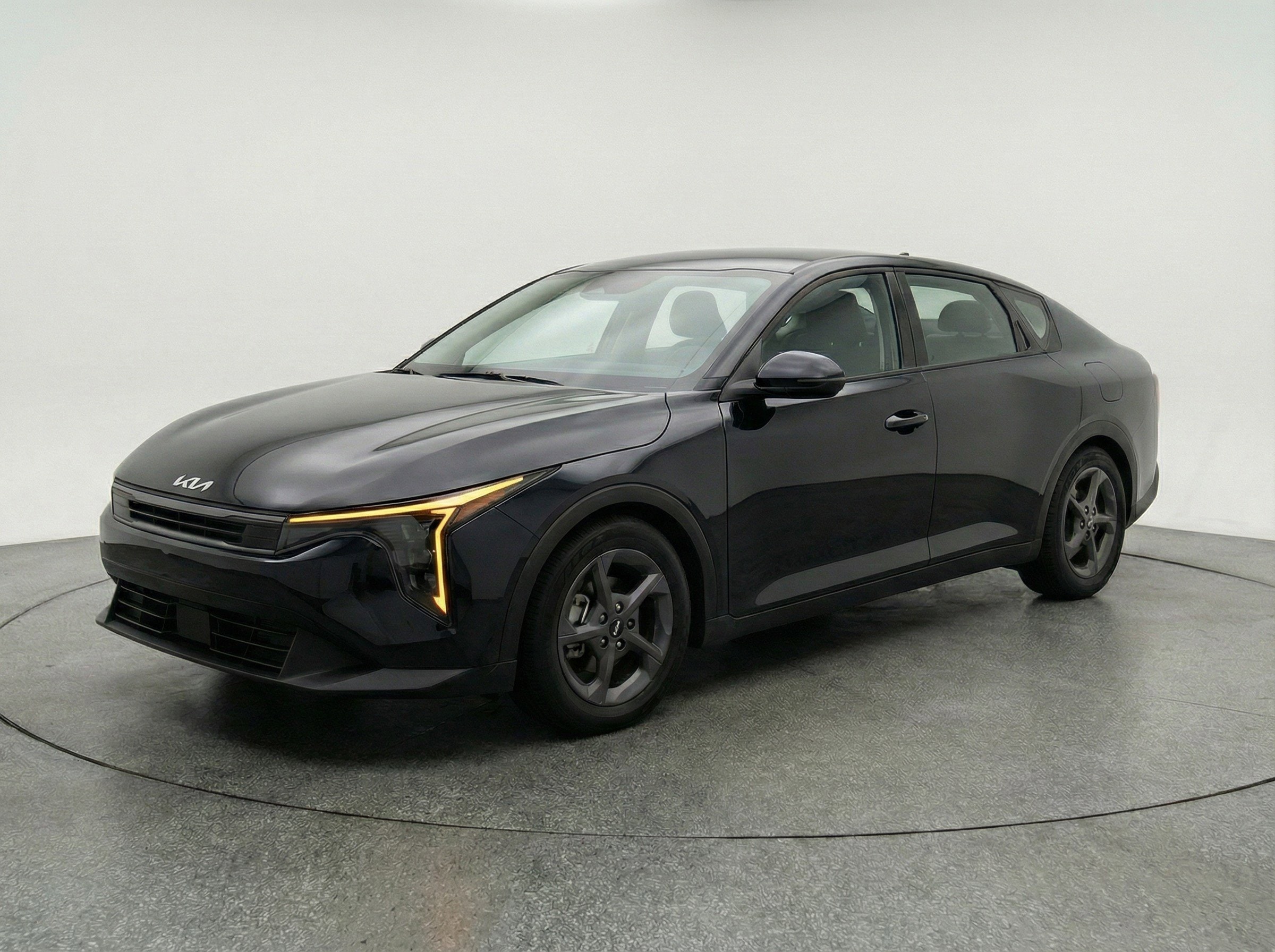 Thumbnail: 2025 Kia K4 - 3