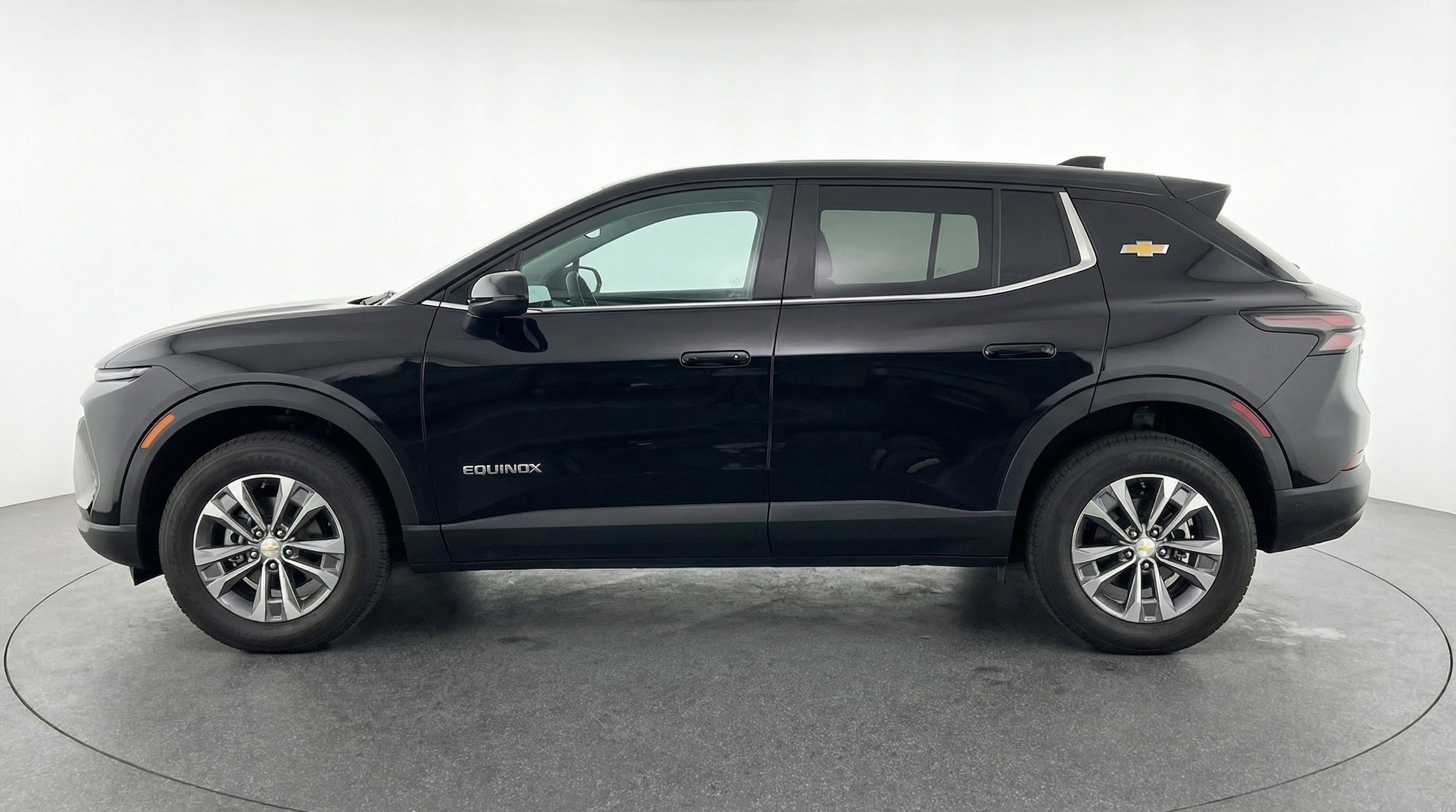 Thumbnail: 2025 Chevrolet Equinox - 4