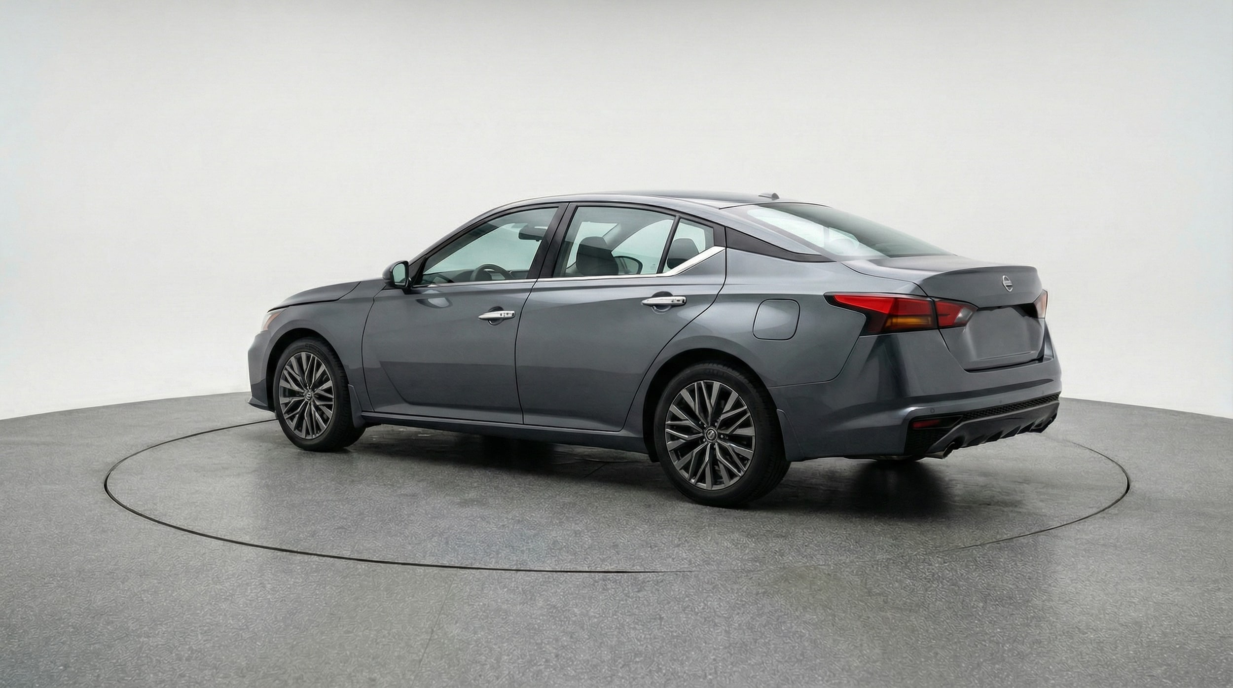 Thumbnail: 2025 Nissan Altima - 5