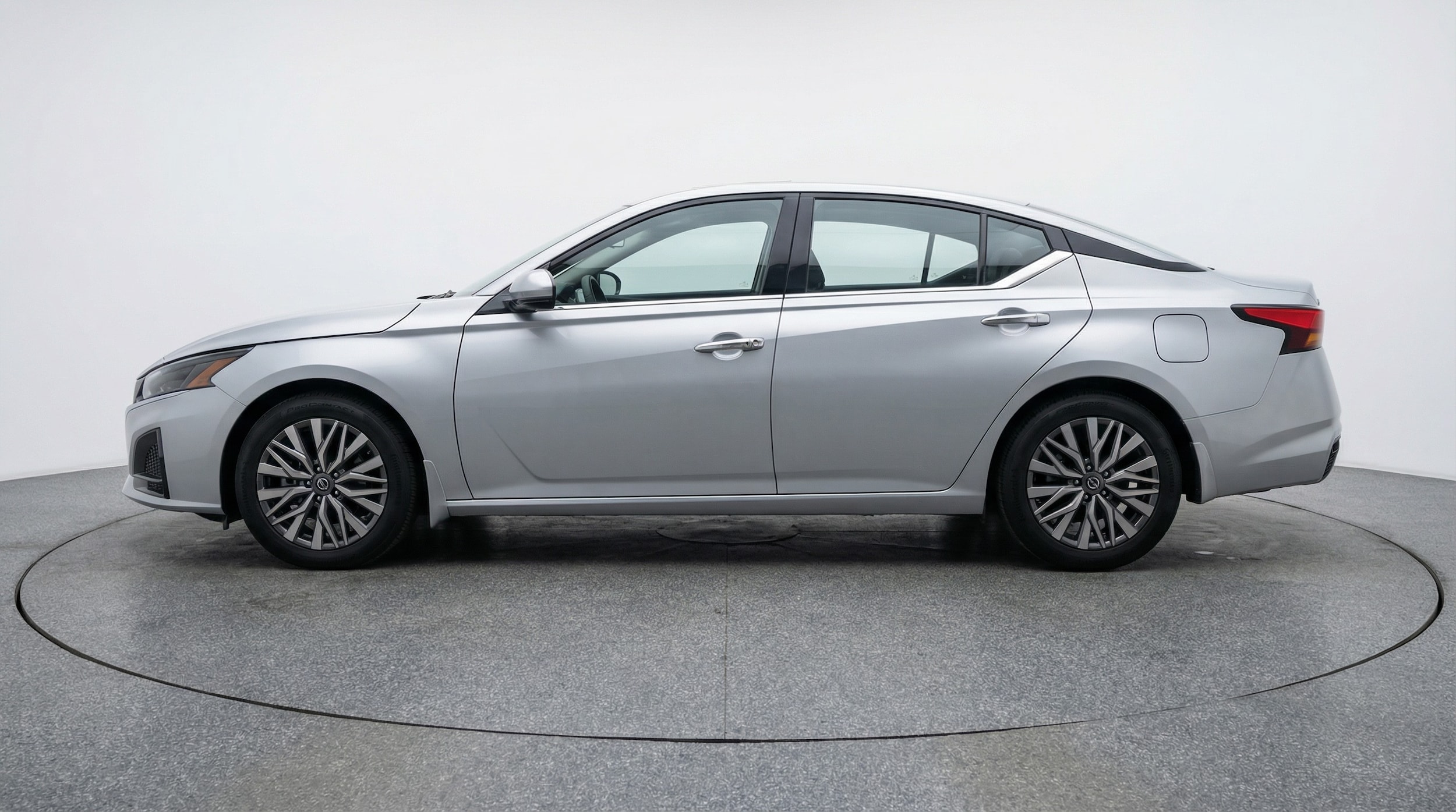 Thumbnail: 2025 Nissan Altima - 4