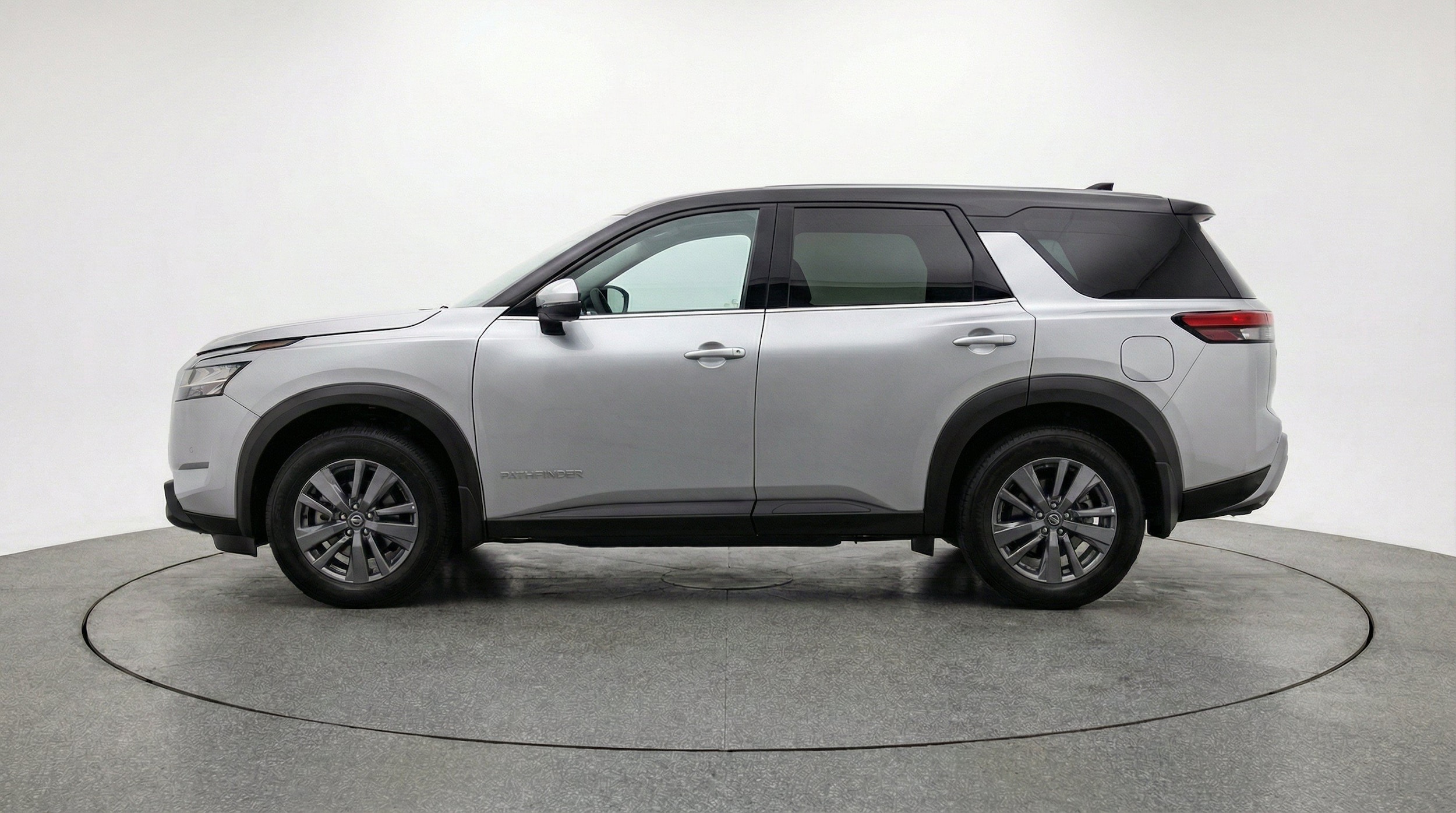 Thumbnail: 2025 Nissan Pathfinder - 5