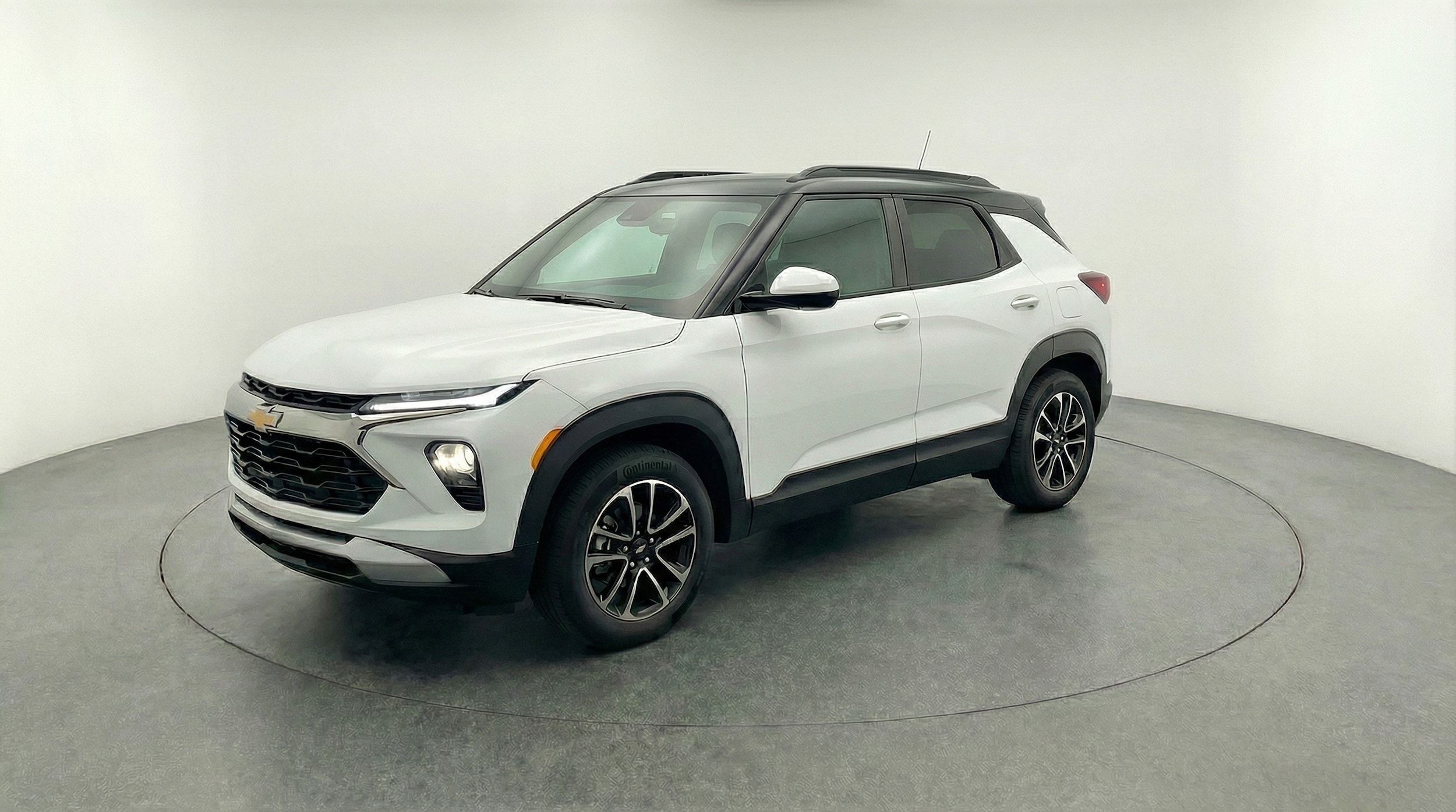 Thumbnail: 2025 Chevrolet TrailBlazer - 3