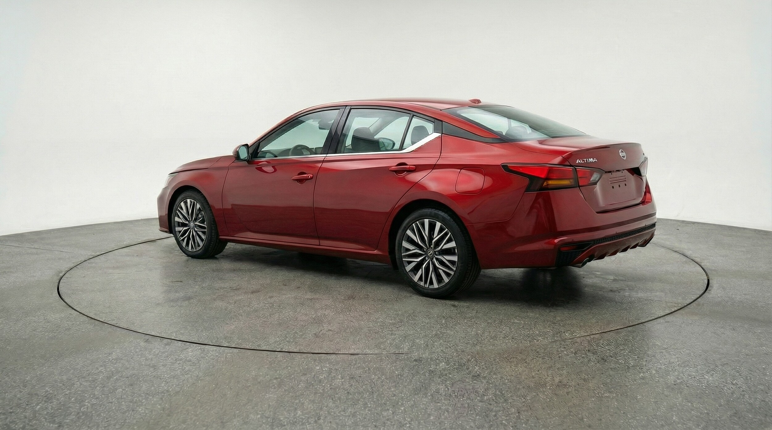 Thumbnail: 2025 Nissan Altima - 5