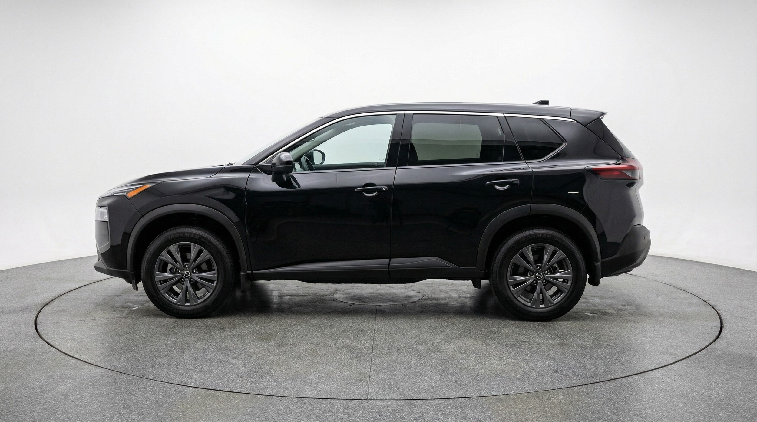 Thumbnail: 2025 Nissan Rogue - 4