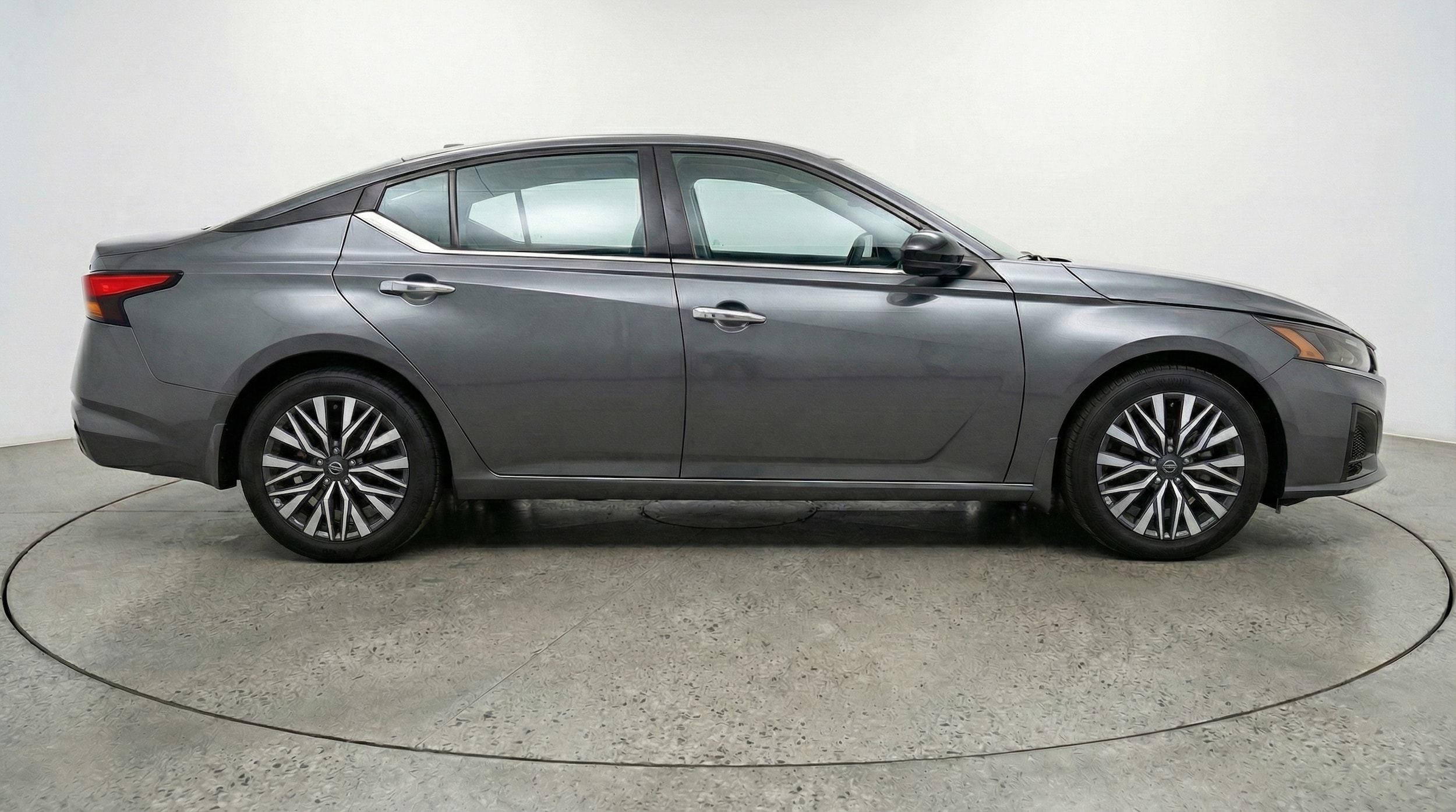 Thumbnail: 2025 Nissan Altima - 8