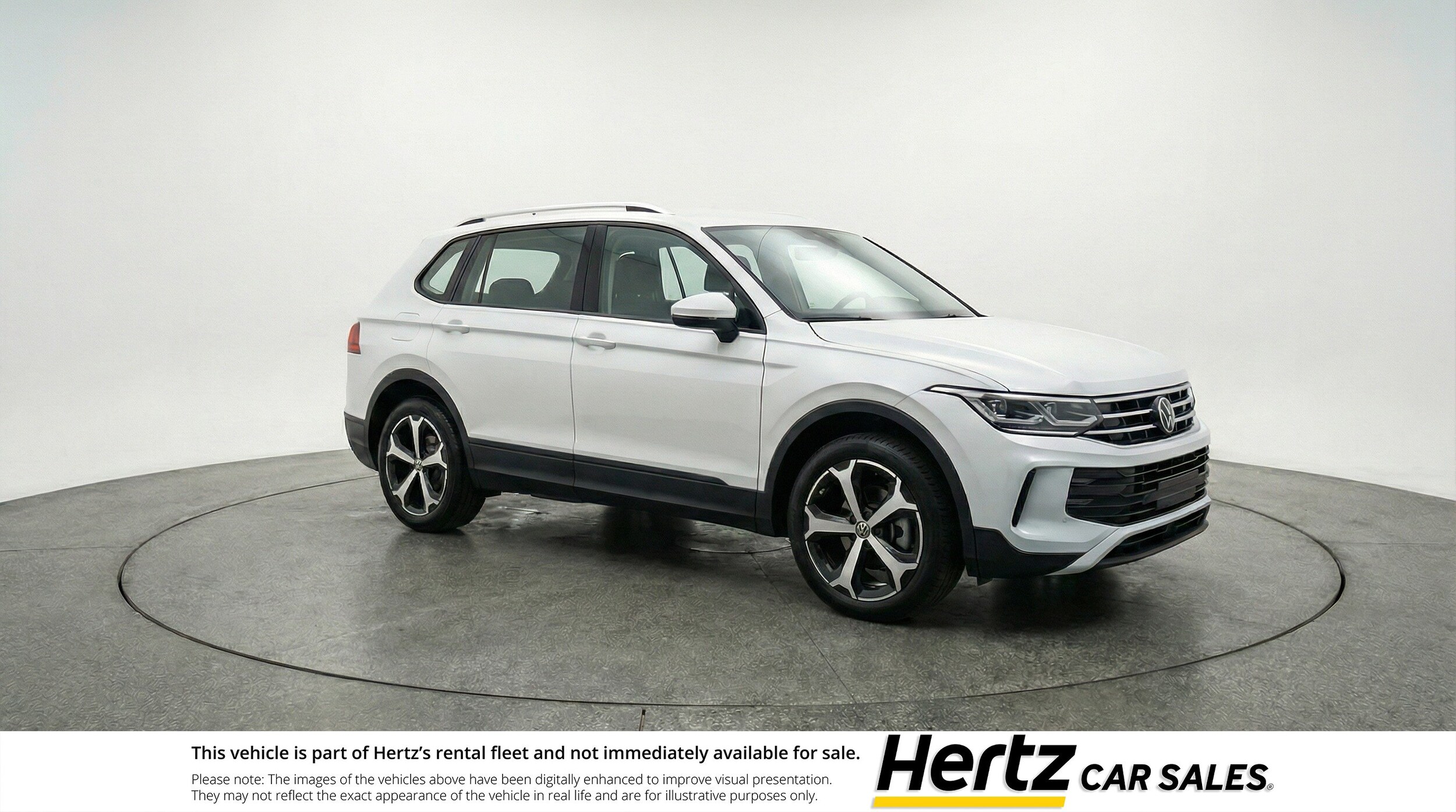 Thumbnail: 2026 Volkswagen Tiguan - 1