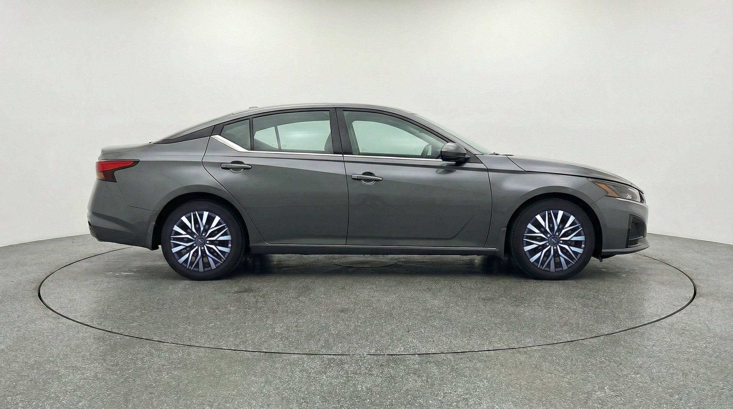 Thumbnail: 2025 Nissan Altima - 11