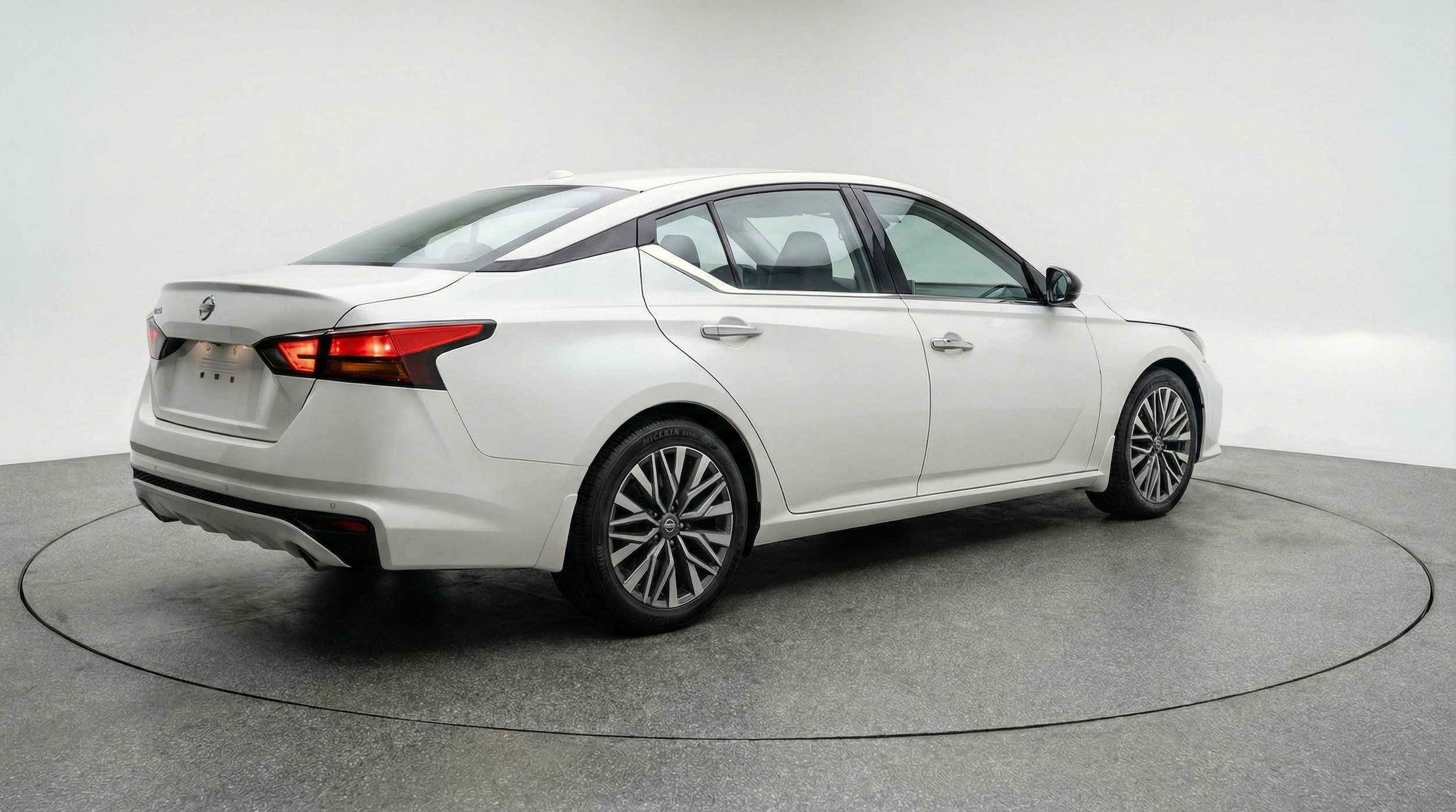 Thumbnail: 2025 Nissan Altima - 7