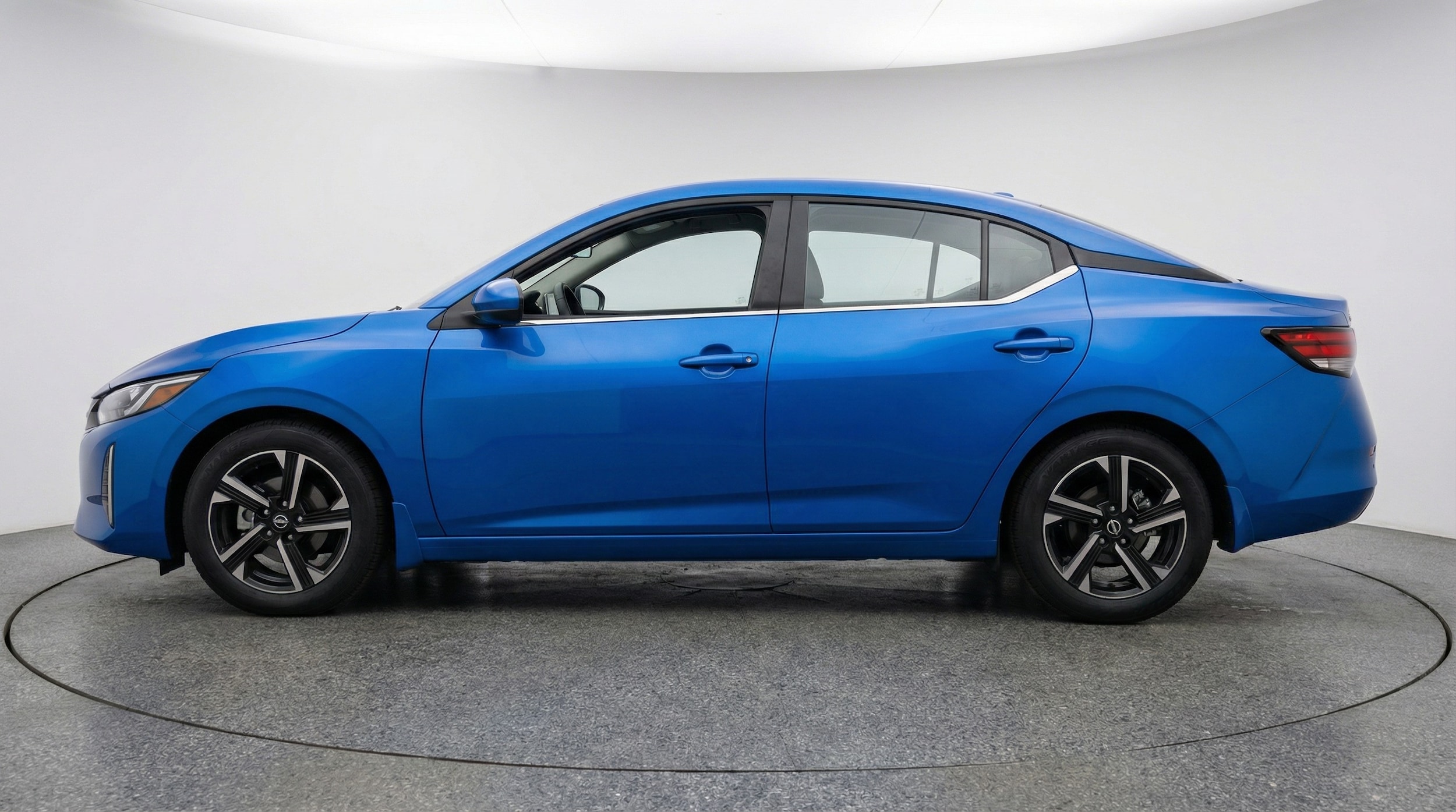 Thumbnail: 2025 Nissan Sentra - 4