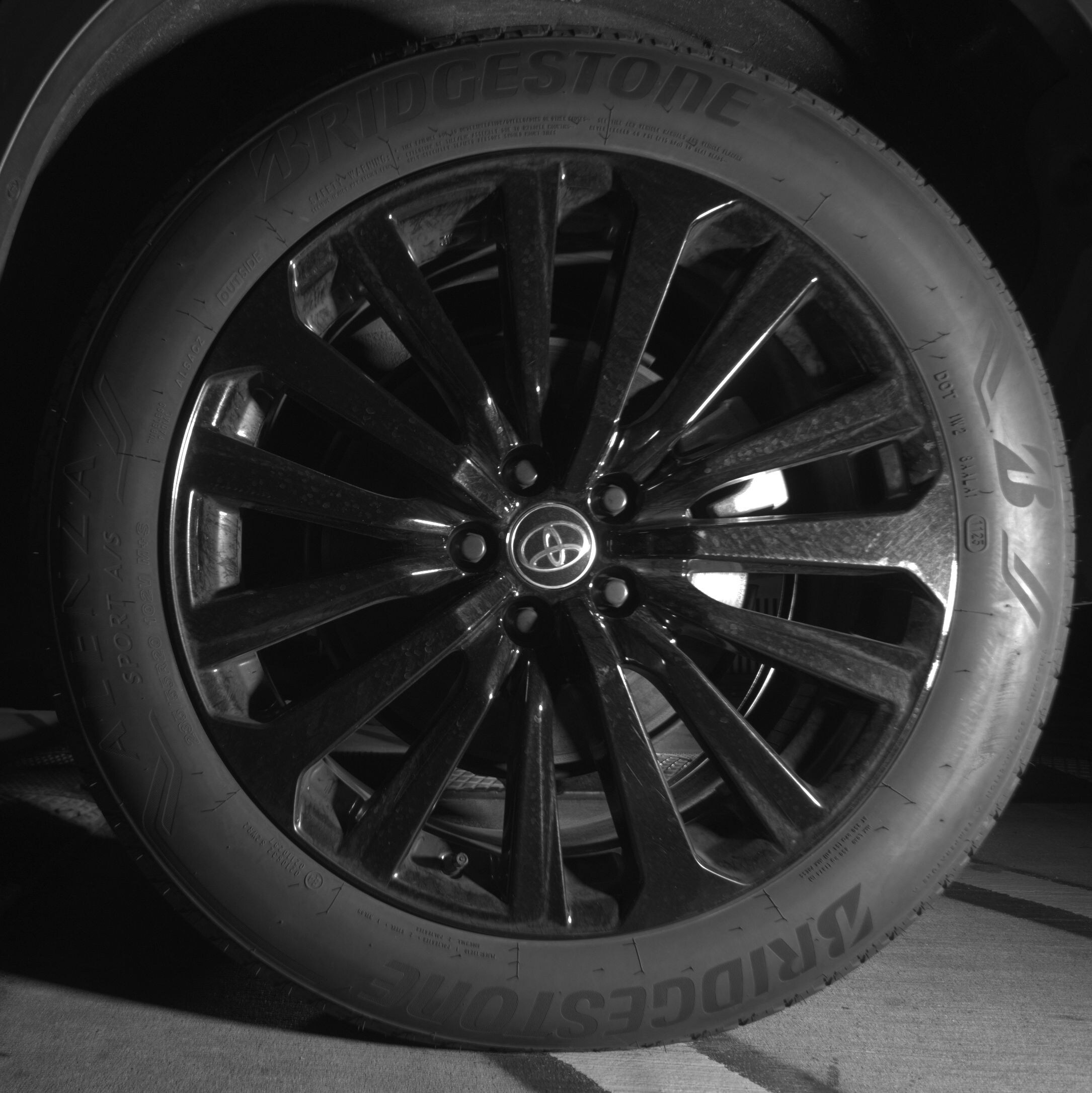 Thumbnail: 2025 Toyota Highlander - 11