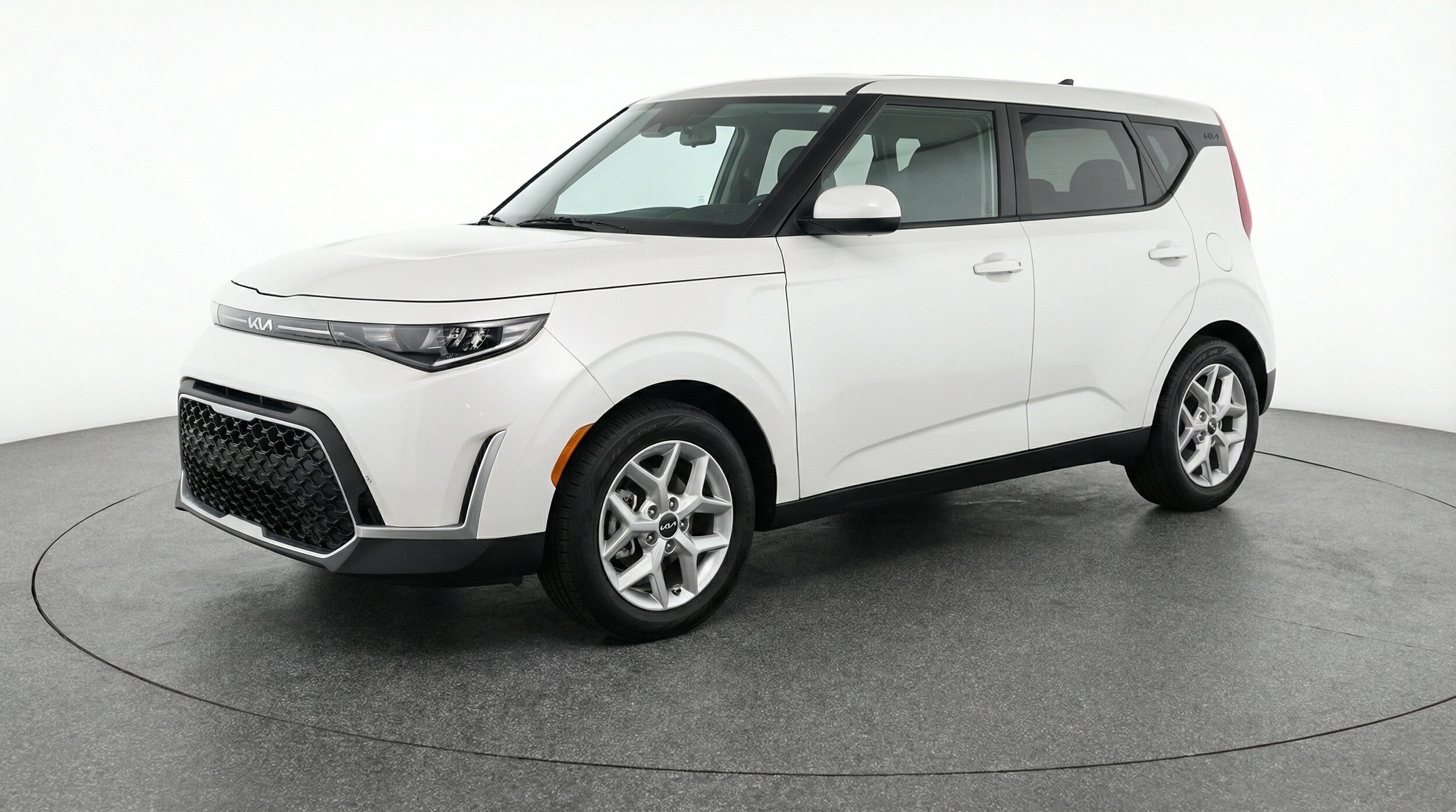 Thumbnail: 2025 Kia Soul - 3