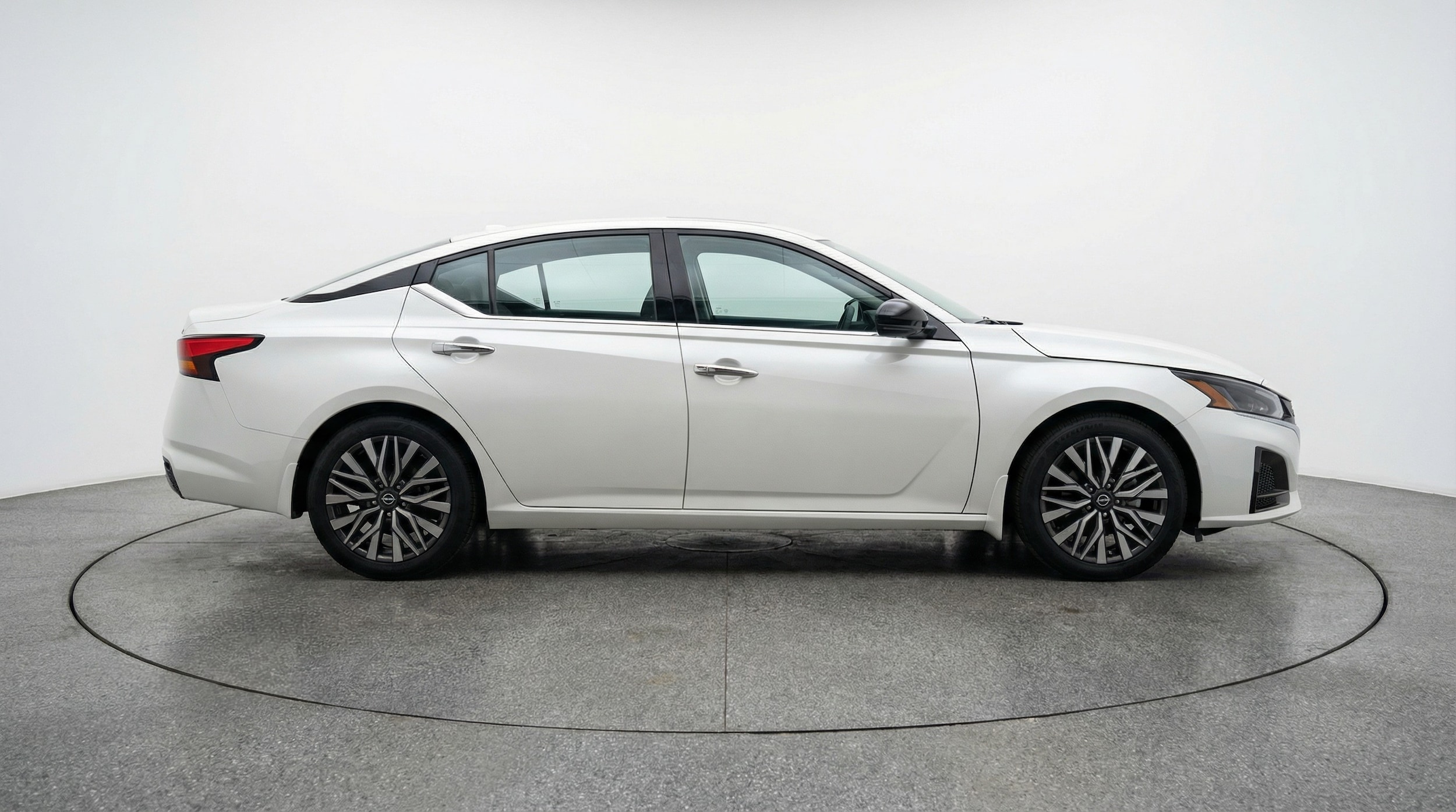 Thumbnail: 2025 Nissan Altima - 8